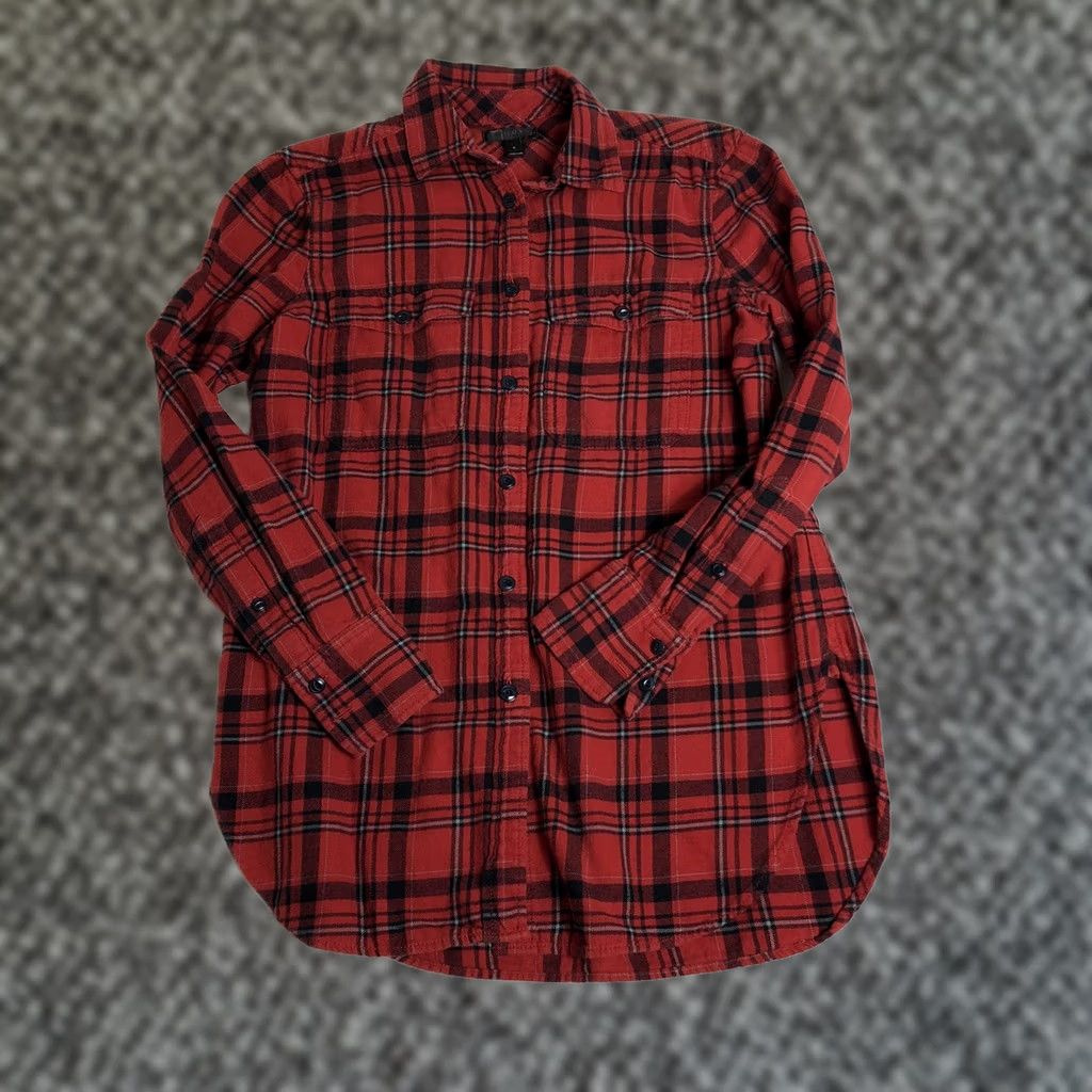 J.Crew J. Crew Women’s Red Black Plaid Button Up Flannel Size 0 L3 Shirt Slim? Regular? Size XS / US 0-2 / IT 36-38 - 1 Thumbnail