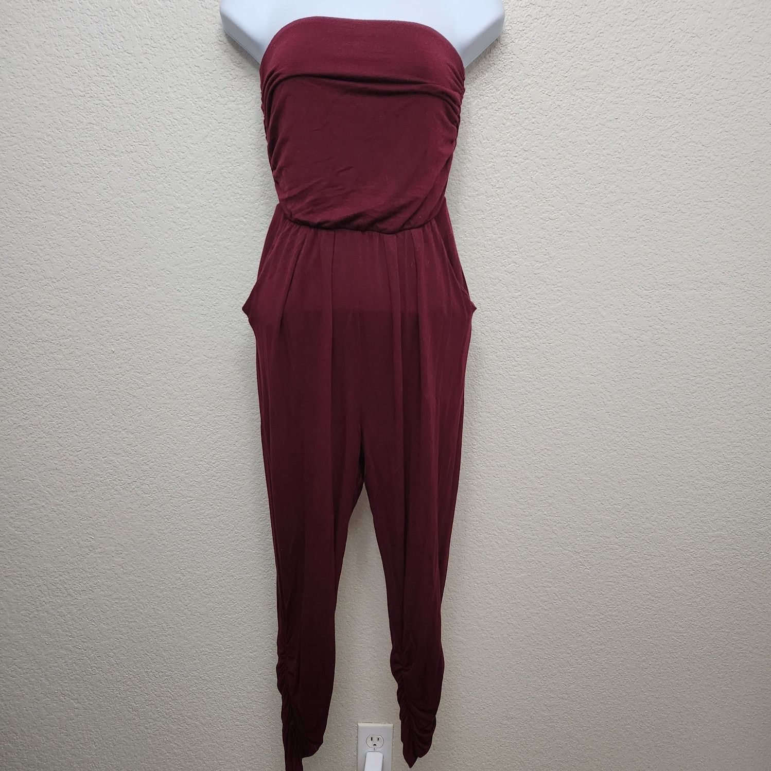 Other A'Gaci Burgundy Strapless Ruched Sides And Legs Jumper Small Size 26" / US 2 / IT 38 - 1 Thumbnail