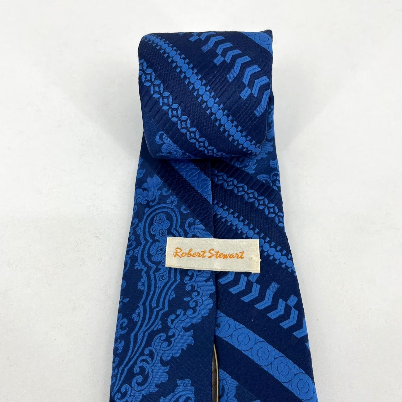 Vintage Robert Stewart Tie Men's One Size Blue Vintage 57"-60" Polyester Geometric Abstract Logo Pattern Designer Neckwear Size ONE SIZE - 5 Thumbnail
