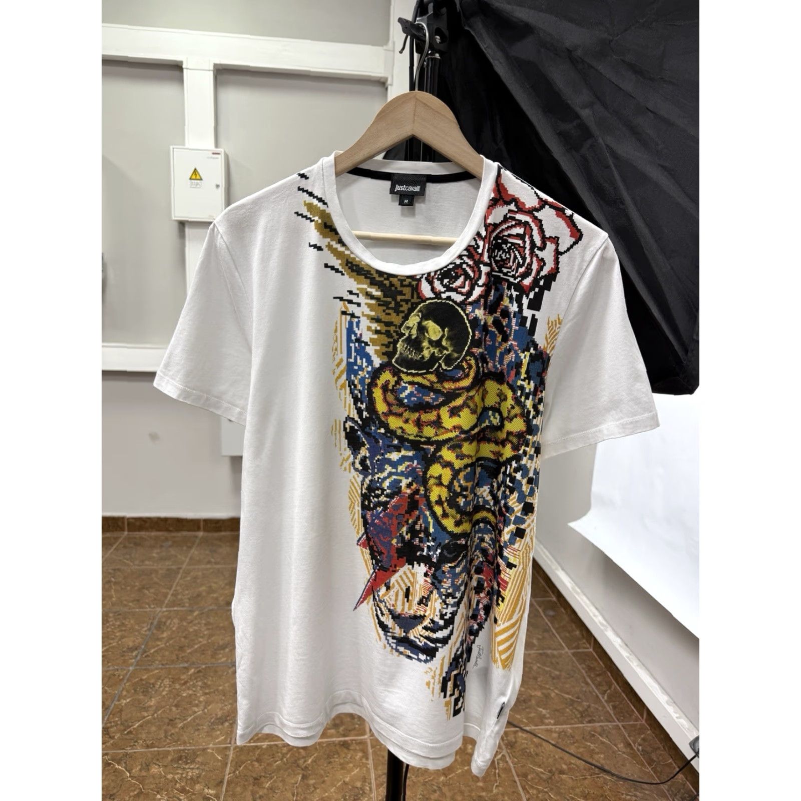 Just Cavalli Just Cavalli T-Shirt M White Tiger Skull Snake Art Asymmetrical Artwear Mens Size US M / EU 48-50 / 2 - 2 Thumbnail