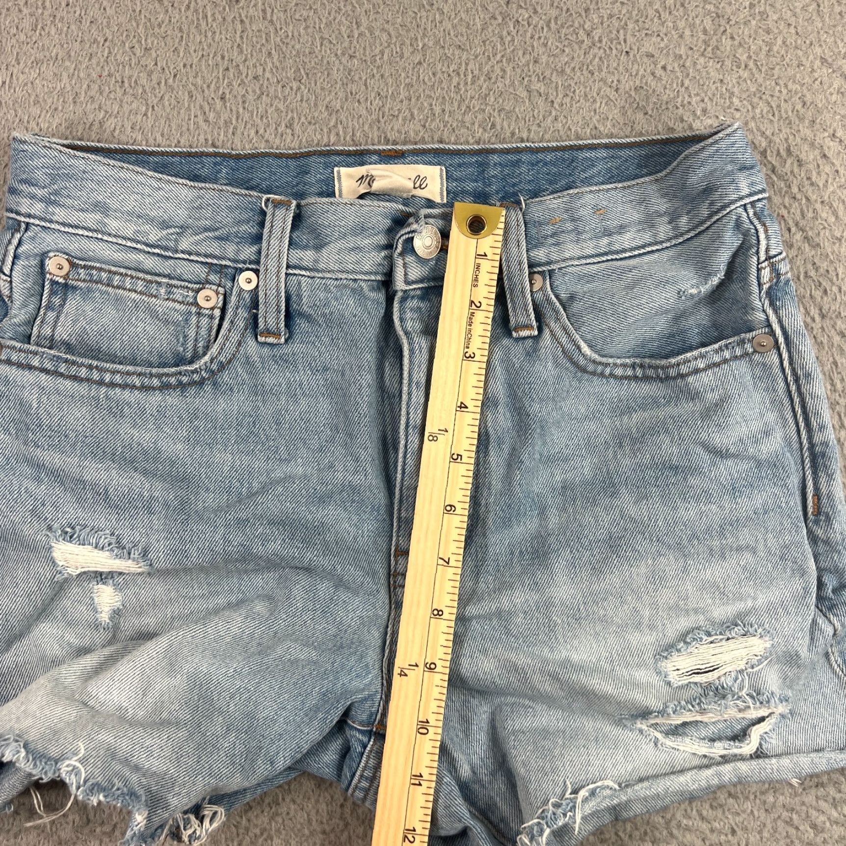 Madewell Madewell Shorts Womens 25 Relaxed Denim Cutoffs Light Wash Blue Casual Size 42" / US 20 - 3 Thumbnail