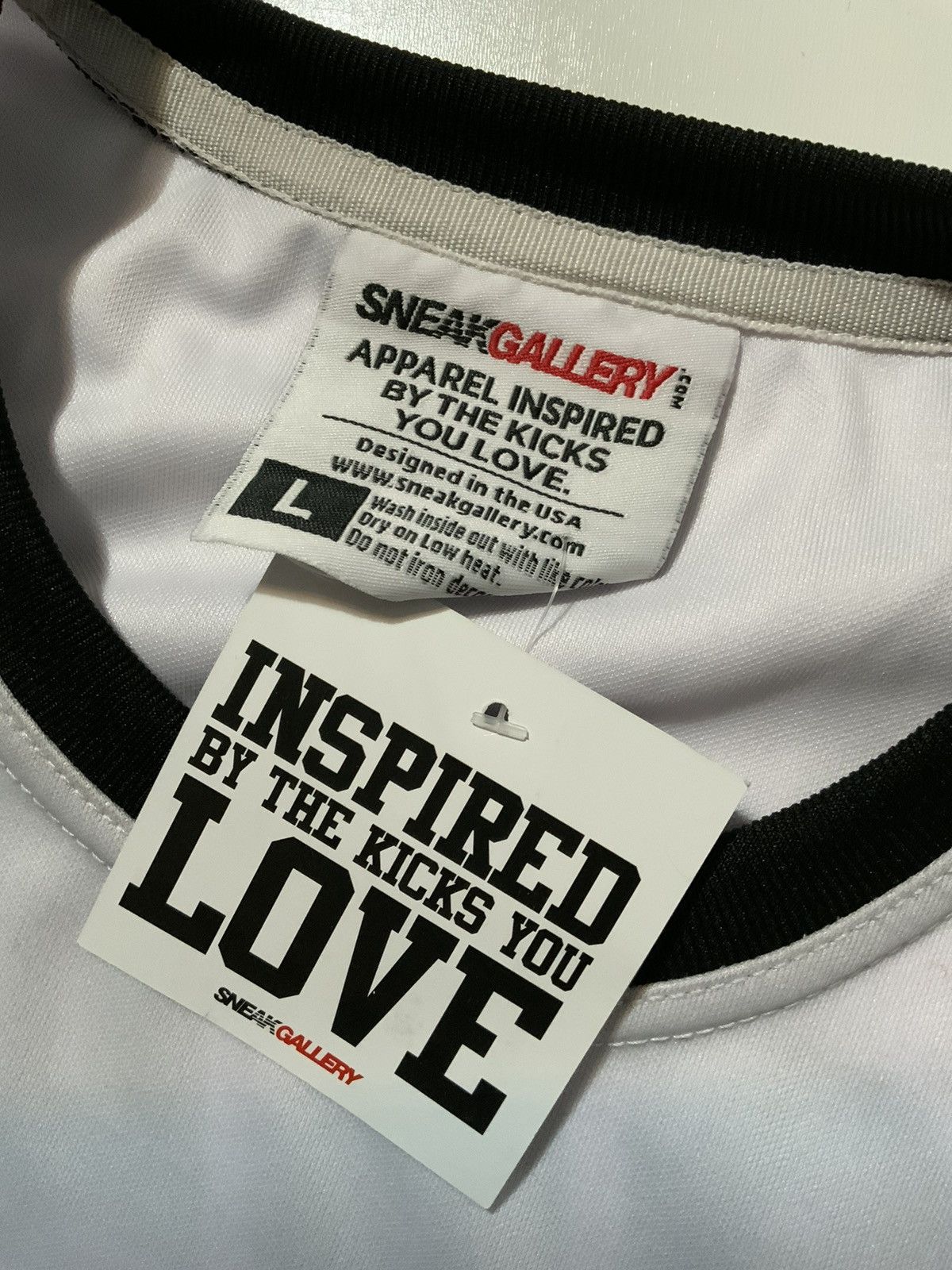 Sneakgallery NWT SneakGallery Laced Up Motorsports Michael Jordan Jersey Size US L / EU 52-54 / 3 - 6 Thumbnail