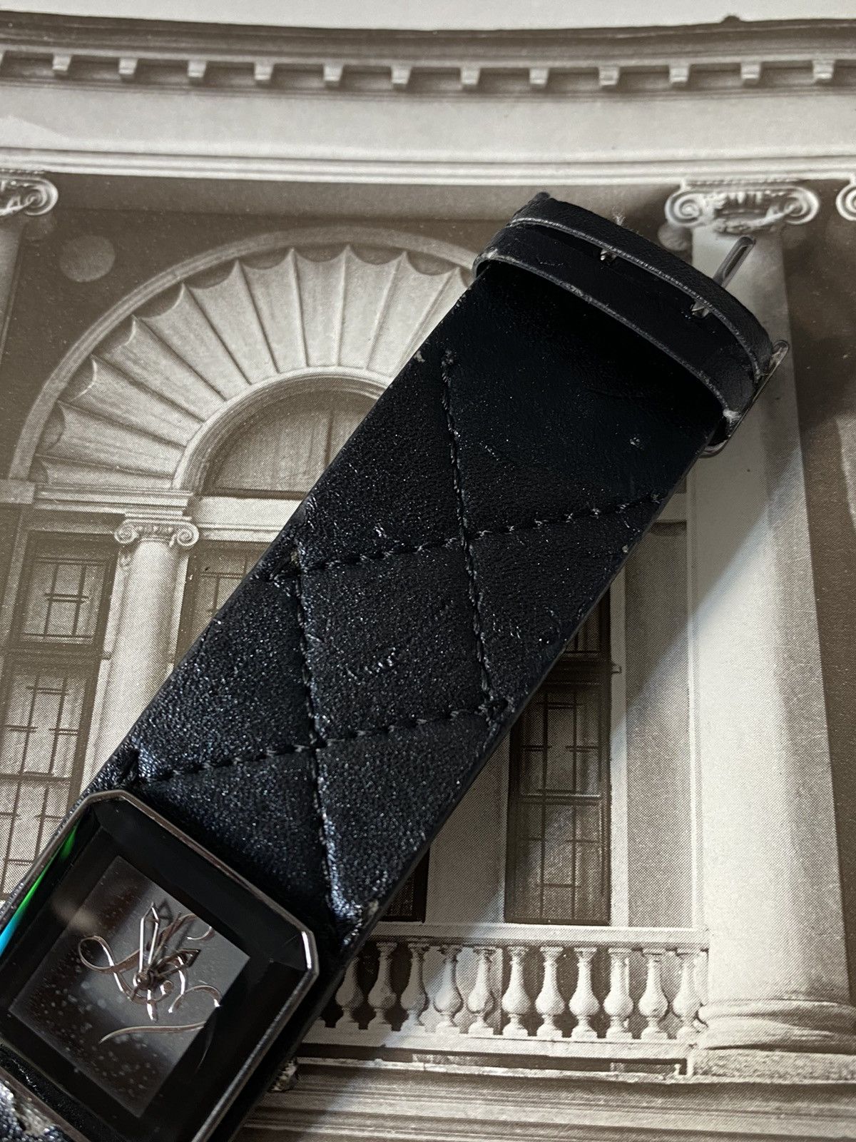 Japanese Brand Vintage Lipsy London Watch on Wide Strap Size ONE SIZE - 10 Thumbnail