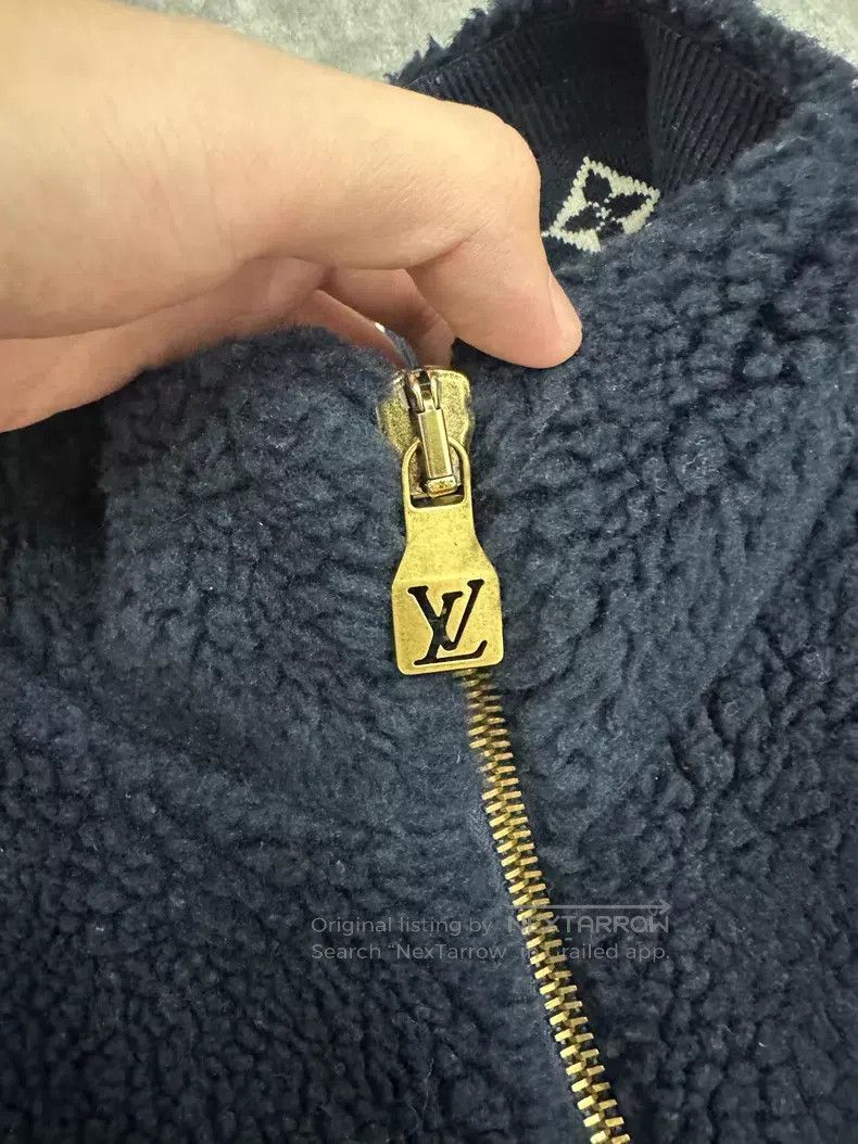 Louis Vuitton Louis Vuitton Lambswool long-sleeved jacket Size US S / EU 44-46 / 1 - 4 Thumbnail