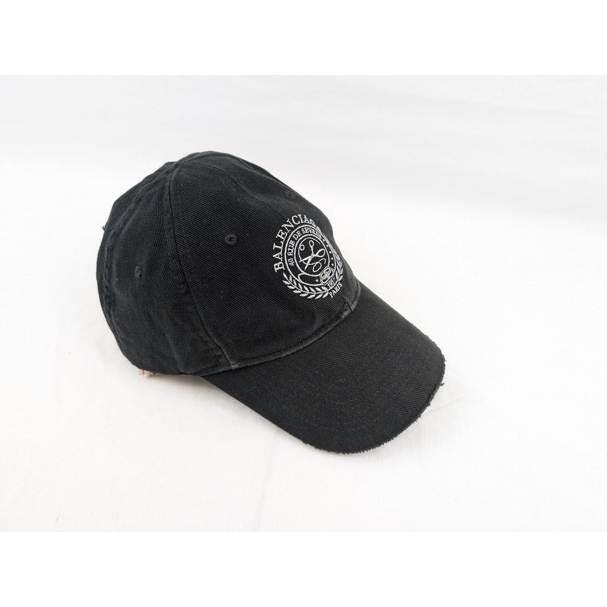 Balenciaga o1rshd1 Size: S / Embroidered Scissors Hat / Cap in Black Size ONE SIZE - 8 Thumbnail