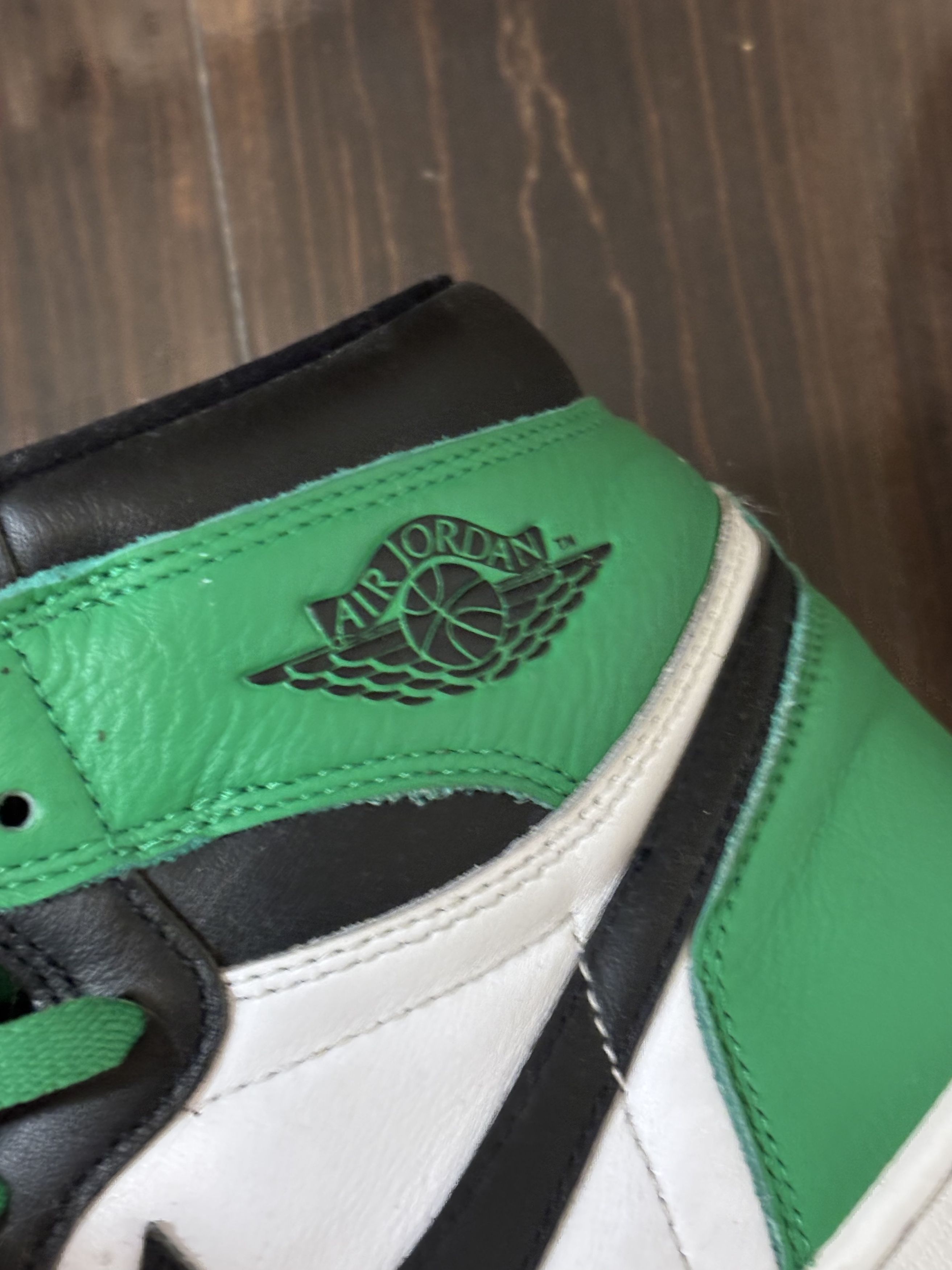 Nike Jordan 1 Lucky Green Size US 12 / EU 45 - 6 Thumbnail