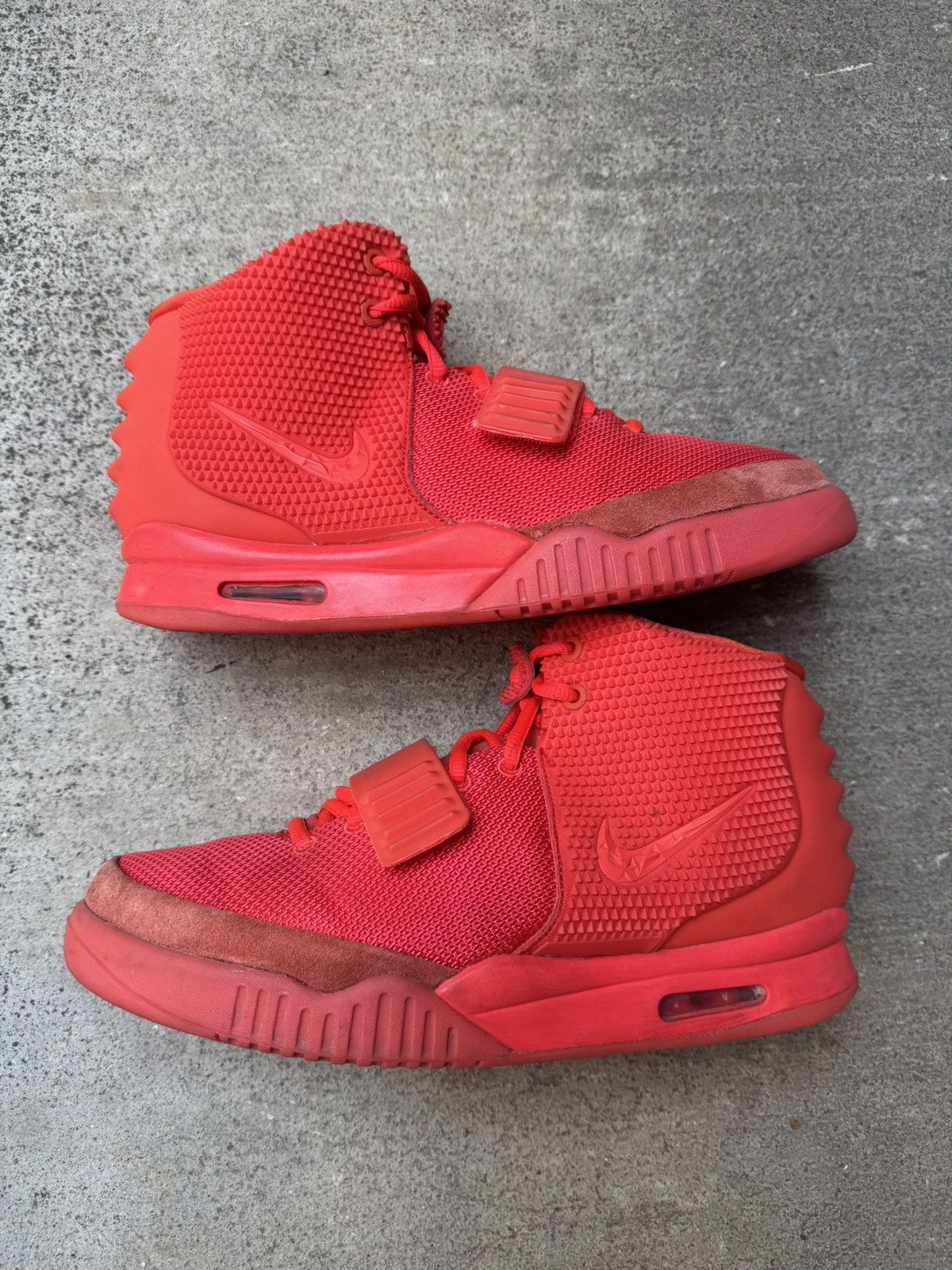 NIKE AIR YEEZY RED OCTOBER KANYE WEST SIZE
