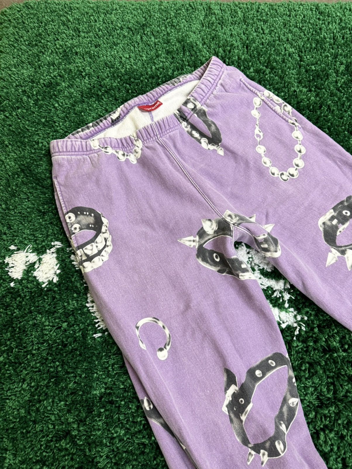 Supreme Supreme Studded Collars Sweatpant Violet Medium 32 Size US 32 / EU 48 - 4 Thumbnail