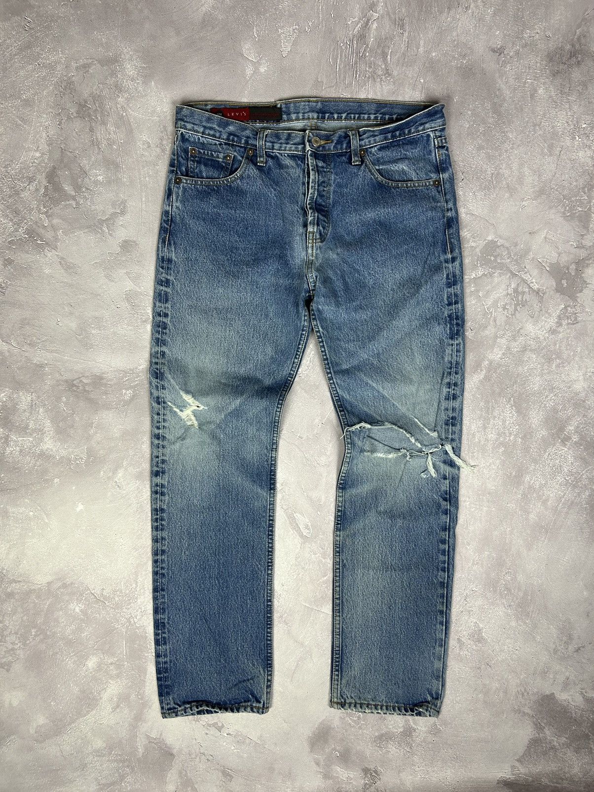 Image of Y2K Levis 501Xx Red Tab Jeans Vintage Size 34X32 90's in Blue, Men's