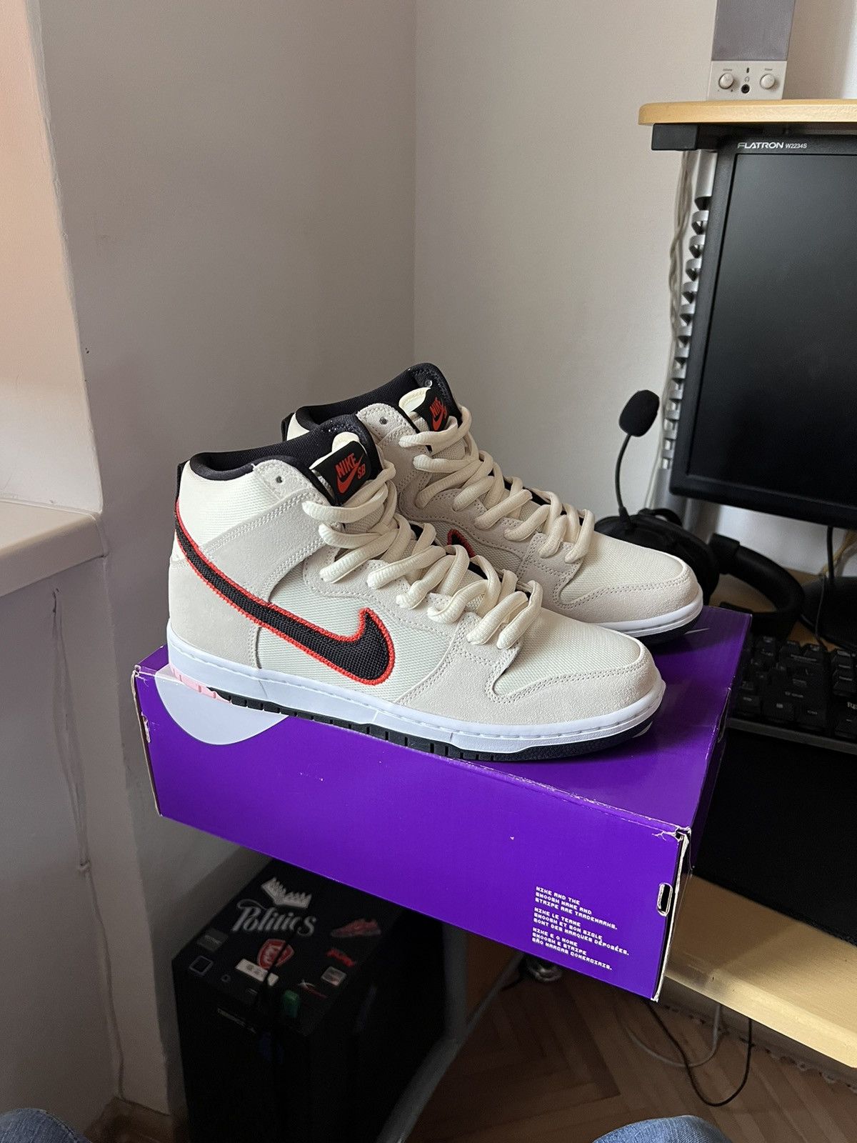 image of Nike Dunk Sb High San Francisco Shoes in Beige, Men's (Size 9.5)