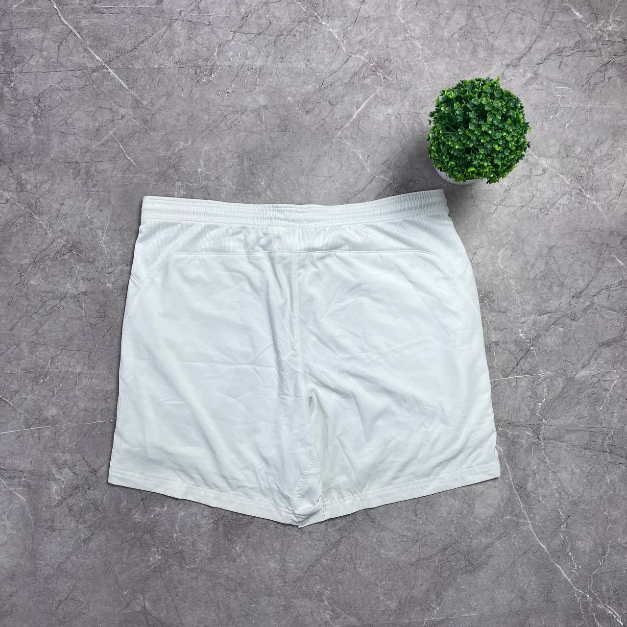 Nike Vintage White Nike Dri-Fit Court Vision Mens Shorts Size XL Size US 33 - 14 Thumbnail
