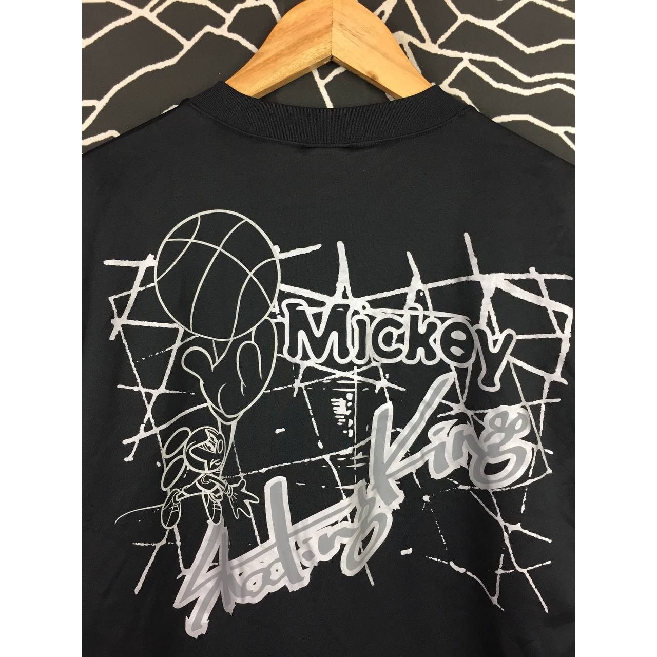 Disney × Mizuno Mizuno X Disney Sport Mickey Shooting King Athleticwear Tee Size US M / EU 48-50 / 2 - 7 Thumbnail