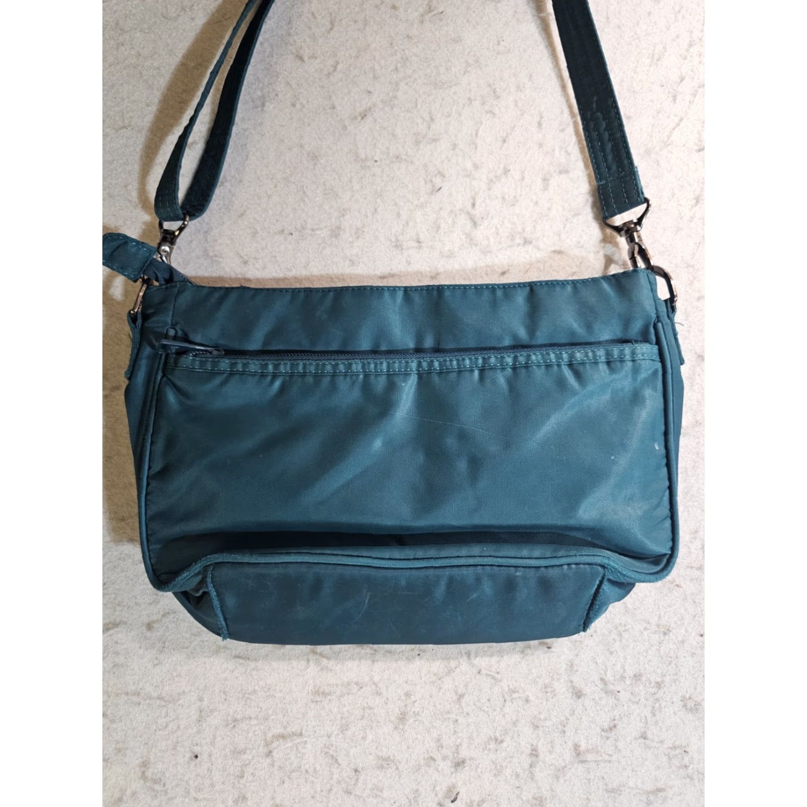 Vintage Lug Classic Mamba Crossbody Bag Blue Green Quilted Nylon Travel Purse Organized - Womens, Small, Crossbody, Navy? Size ONE SIZE - 6 Thumbnail
