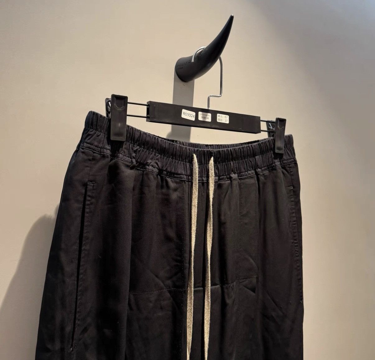 Rick Owens Rick Owens Mainline Drop-Crotch Mulberry Silk Culottes Size US 36 / EU 52 - 3 Thumbnail