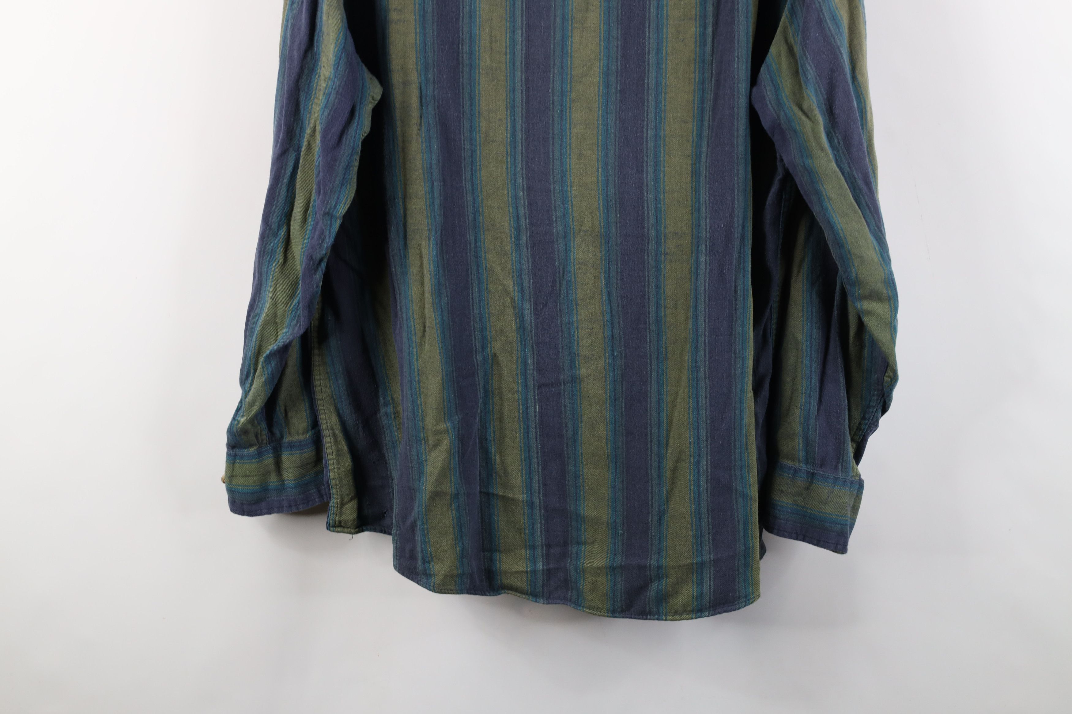 Vintage Vintage 90s Streetwear Single Needle Flannel Button Shirt Size US XL / EU 56 / 4 - 15 Thumbnail