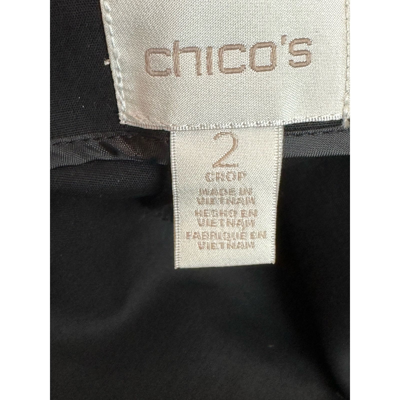 Chicos Chico's black flat front cropped pants size 2/ L-12 Size 36" / US 14 / IT 50 - 4 Thumbnail