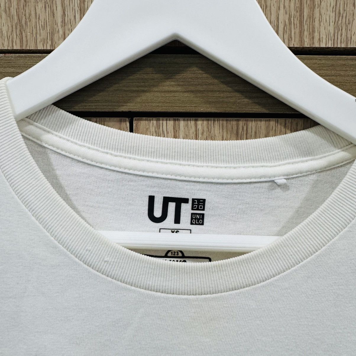 Kaws × Uniqlo KAWS X Sesame Street UT Graphic T-Shirt Size US XS / EU 42 / 0 - 4 Thumbnail