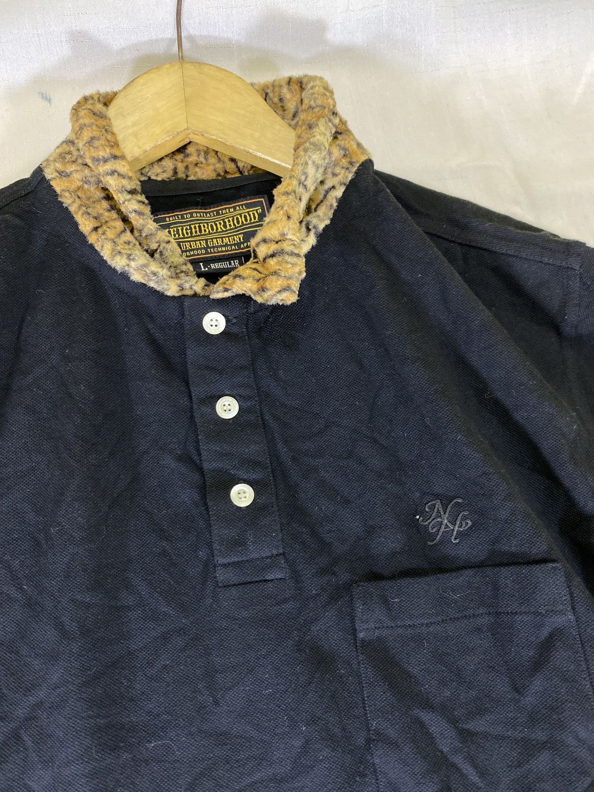 Neighborhood collar leopard motif Size US S / EU 44-46 / 1 - 3 Thumbnail