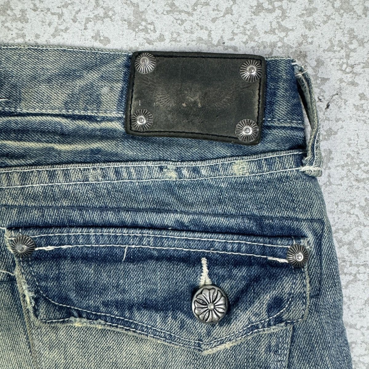 If Six Was Nine Japanese Brand Army of Me Patches Flare Jeans Size US 31 - 12 Thumbnail
