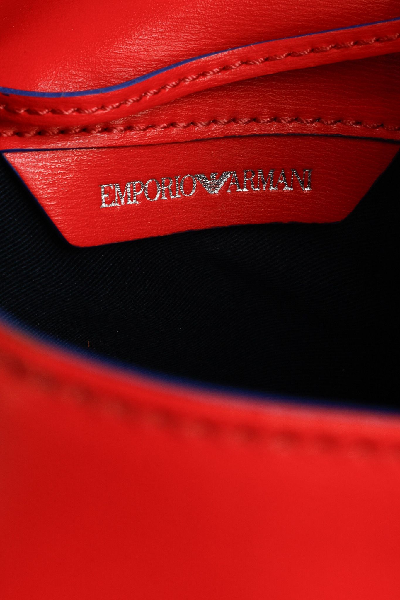 Emporio Armani Emporio Armani SS/15 Boarded Leather Drawstring Bucket Bag Size ONE SIZE - 13 Thumbnail