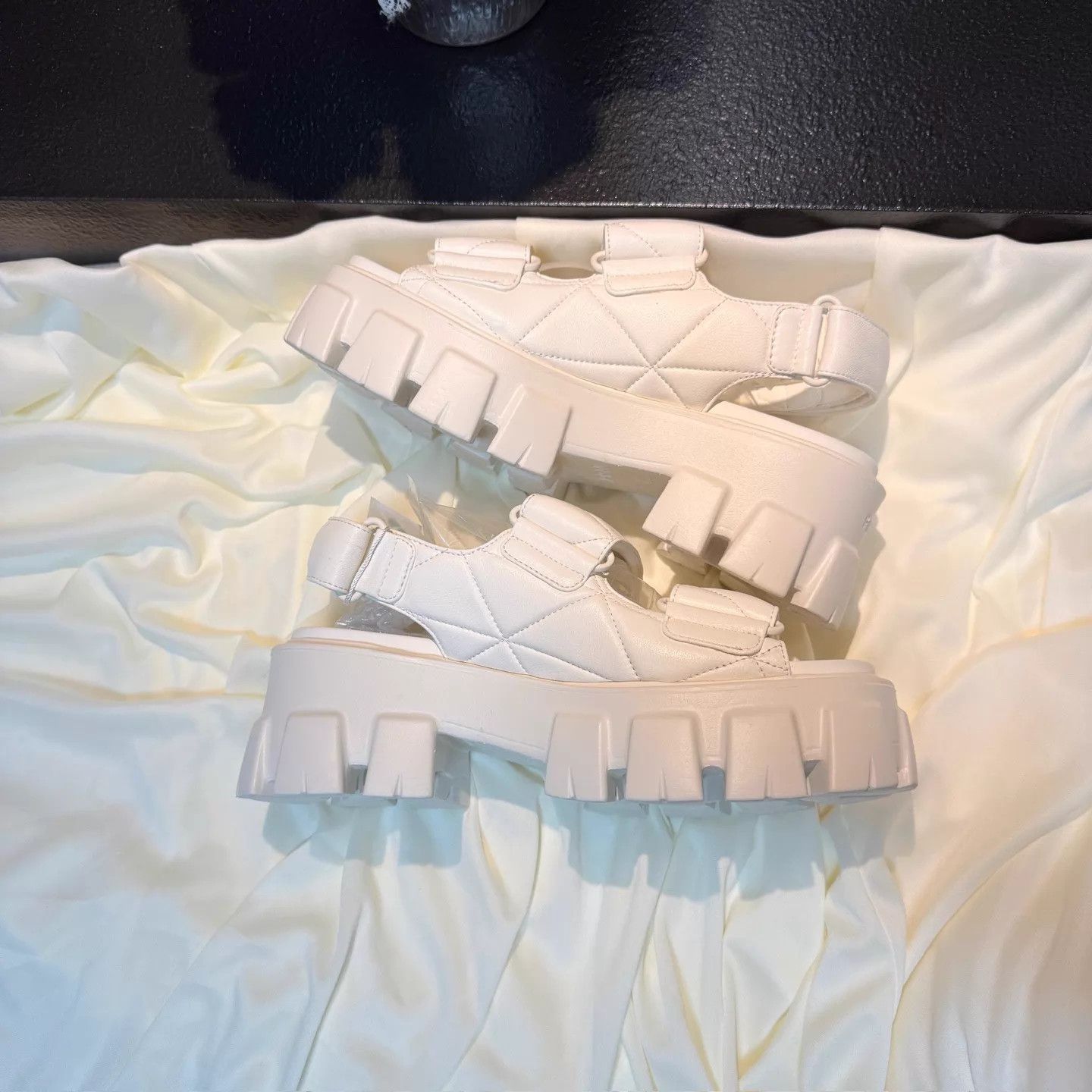 Prada Prada Women's White Logo Velcro Sneaker 36 99 New Size US 5.5 / IT 35.5 - 4 Thumbnail