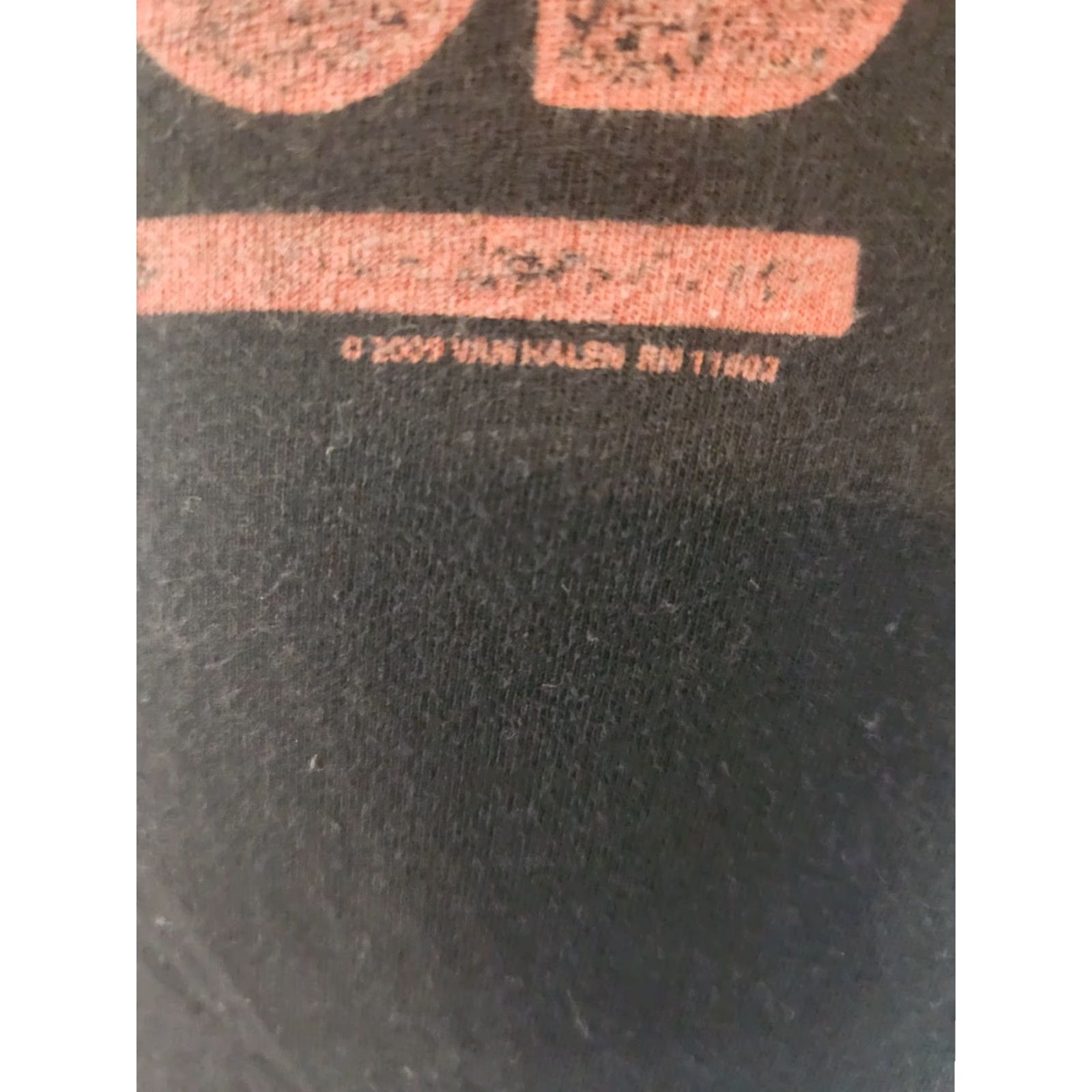 Vintage VINTAGE Van Halen Whiskey A Go Go Hollywood Black Short Sleeve T Shirt Size Medium Size US M / EU 48-50 / 2 - 2 Thumbnail