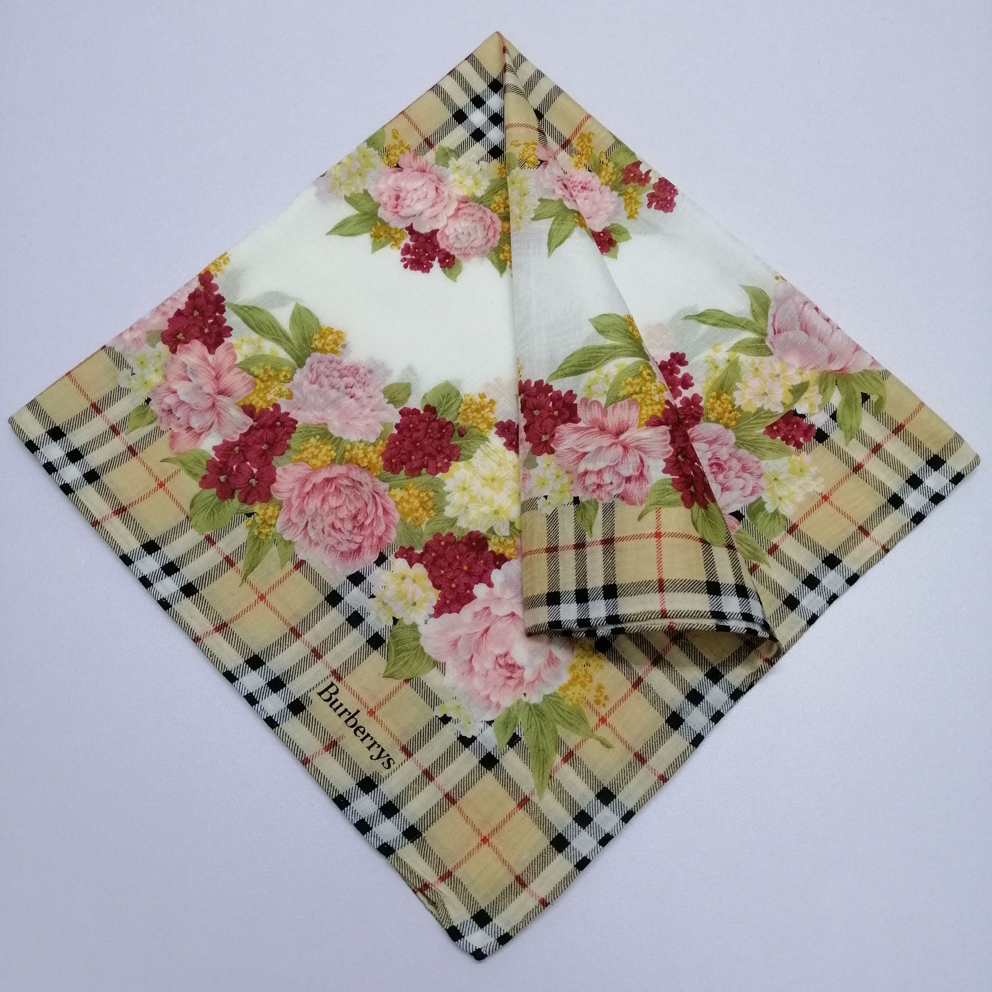 Burberry Burberry Handkerchief/Neckerchief/Bandana-KD2292 Size ONE SIZE - 1 Thumbnail
