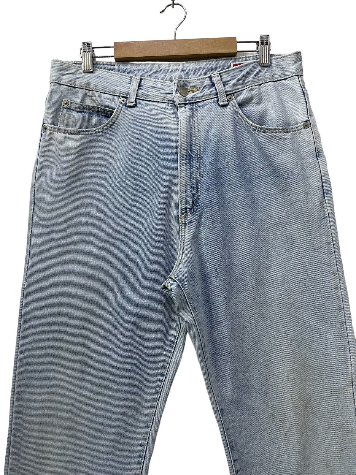 Vintage 90s Wrangler light Wash Denim Pants