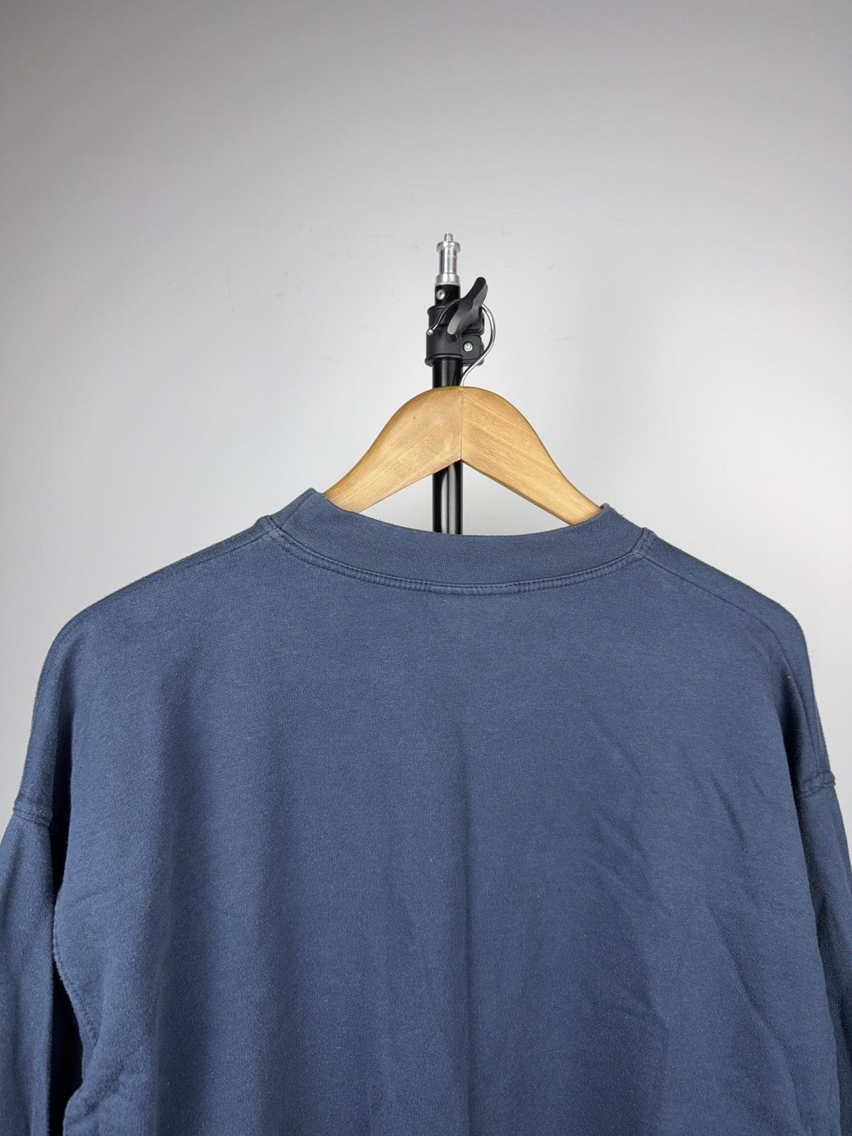 Reebok Vintage 90s Retro Reebok Faded Logo Crewneck Sweatshirt Size US L / EU 52-54 / 3 - 13 Thumbnail