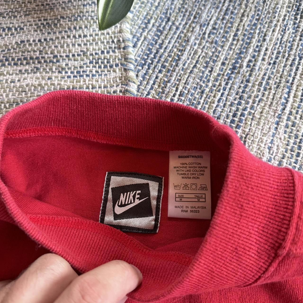 Nike Vintage Y2K Minimalistic Logo Boxy Nike Sweatshirt Size US M / EU 48-50 / 2 - 4 Thumbnail