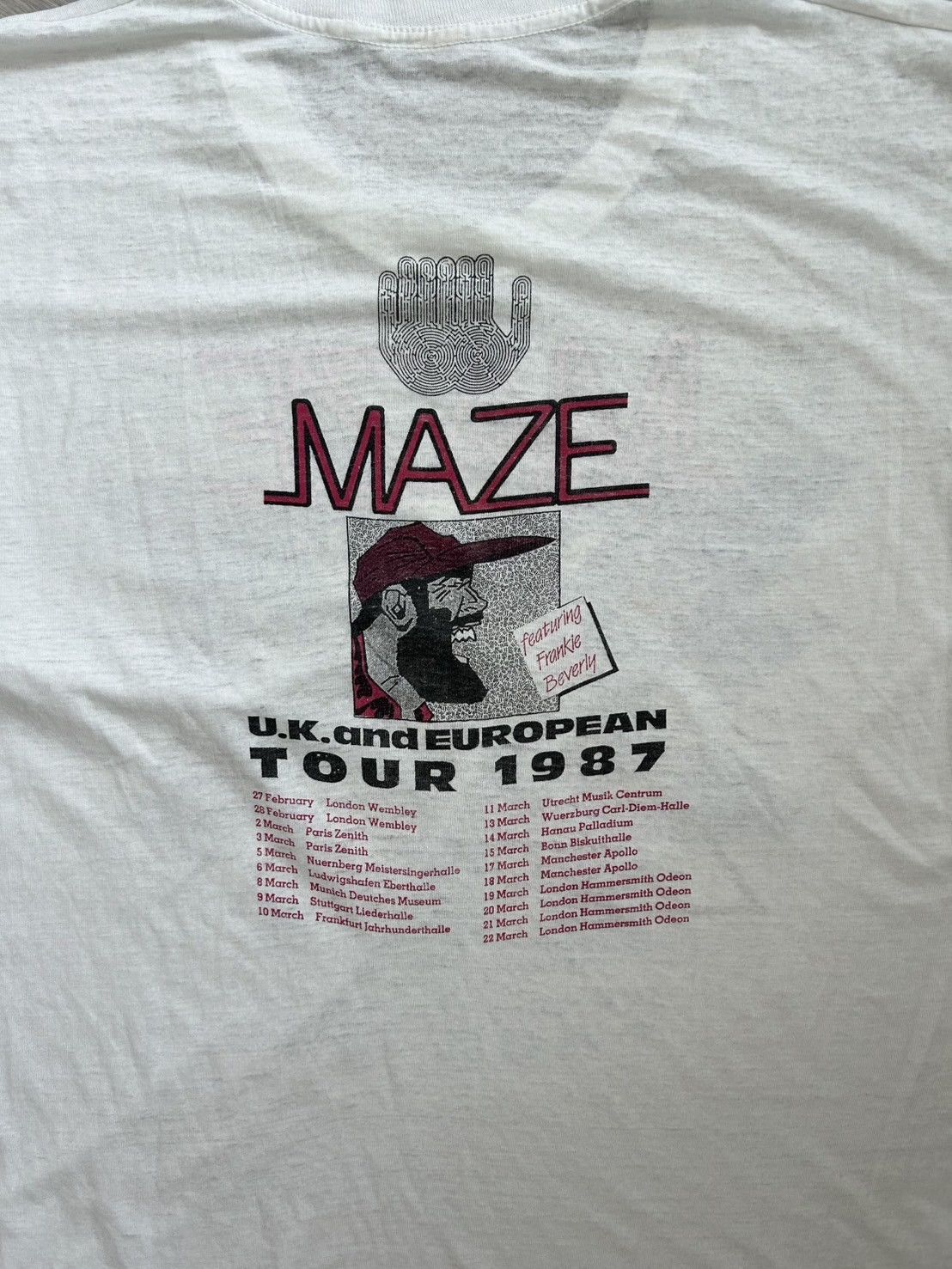 Vintage Maze Featuring Frankie Beverly 80s Size US L / EU 52-54 / 3 - 6 Thumbnail