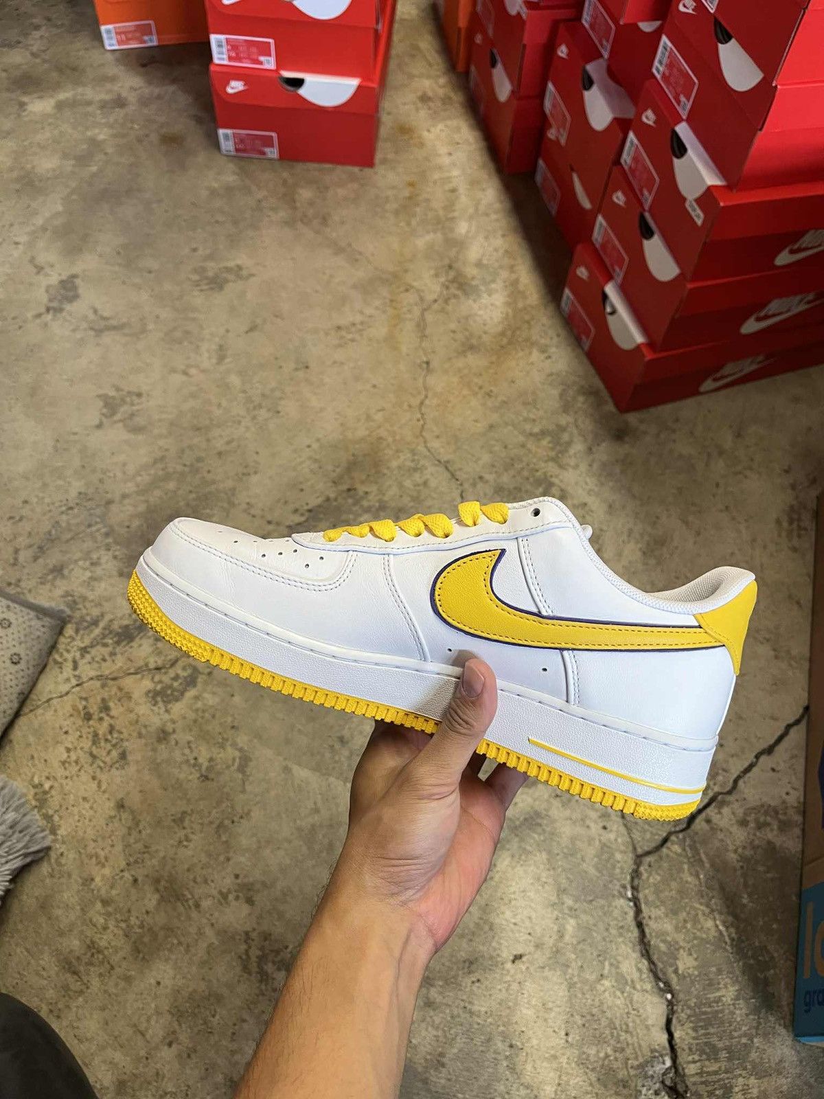 Nike Nike Kobe Air Force 1 Low Home White Size US 10 / EU 43 - 7 Thumbnail