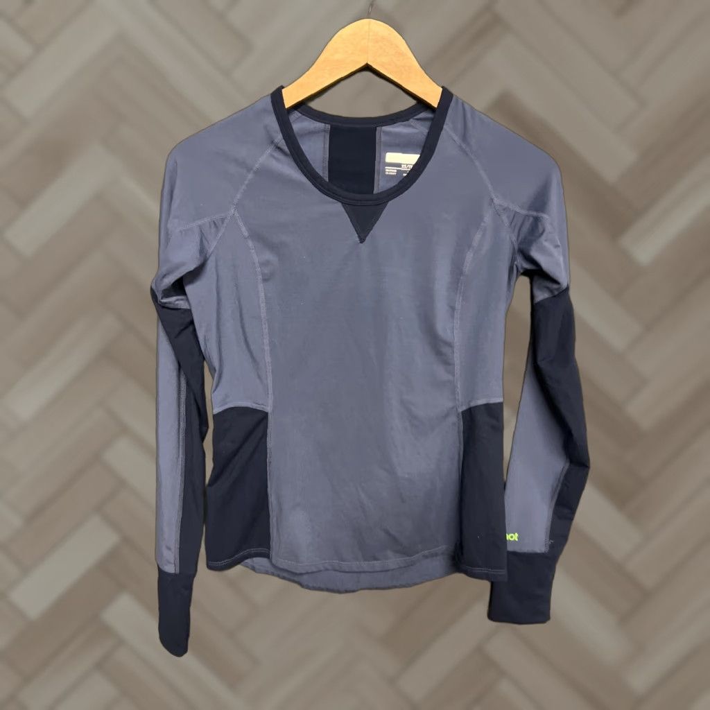 Marmot Marmot Womens Long Sleeve T-Shirt XS Blue Log Sleeve, Regular, 17"/22" Measurements Size XS / US 0-2 / IT 36-38 - 1 Thumbnail