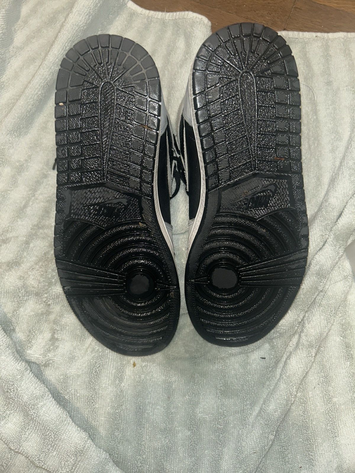 Jordan Brand Jordan 1 Mens 9.5 Size US 9.5 / EU 42-43 - 6 Thumbnail