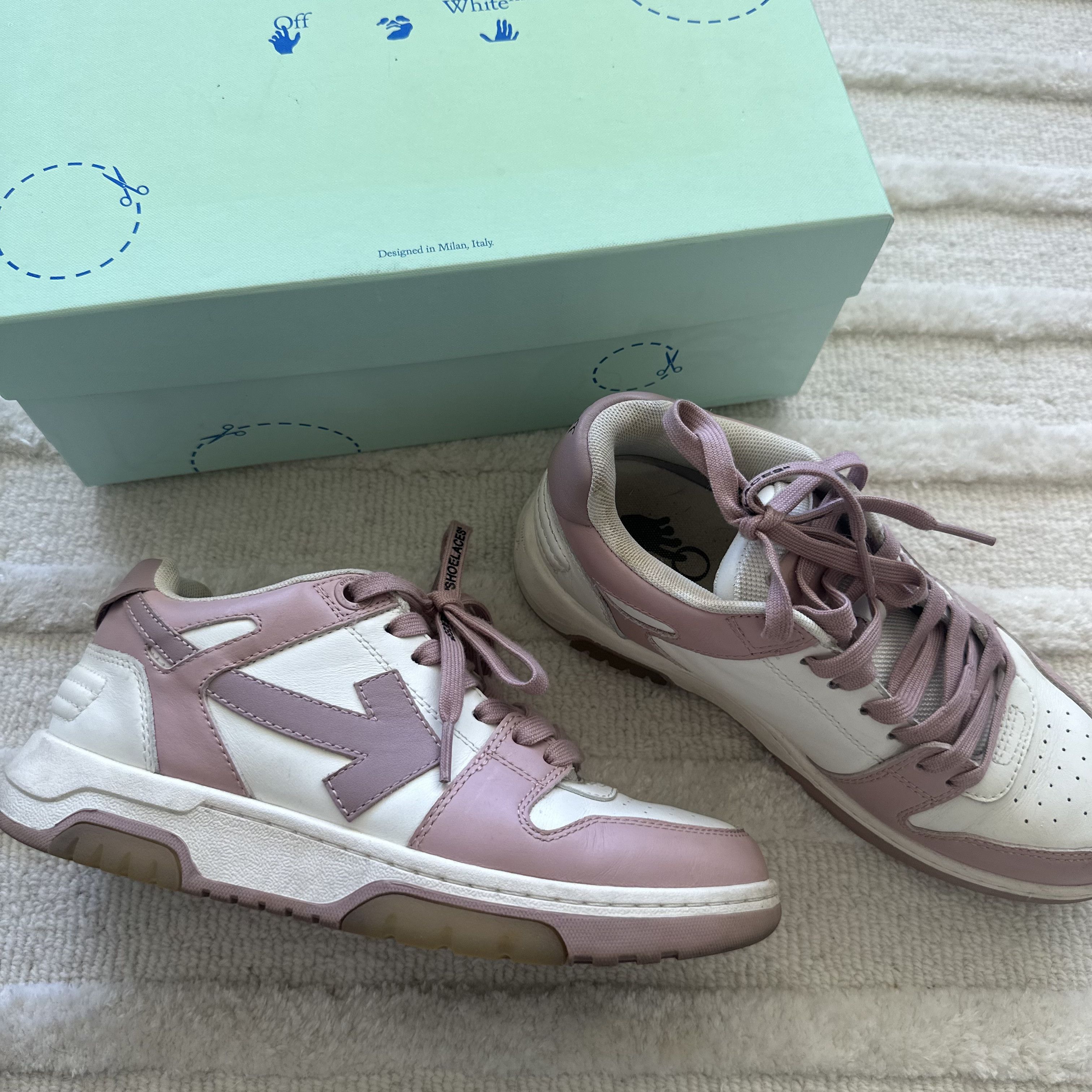 Off-White Off White Out Of Office OOO Sneakers in White Nude Size US 7 / IT 37 - 2 Thumbnail