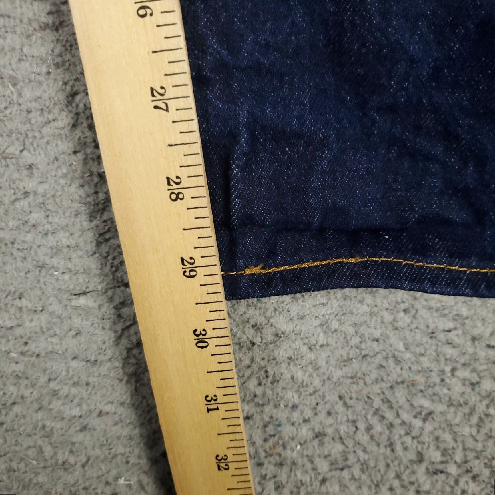 Levi's VINTAGE Levis 501 Jeans Mens Size 40x30 Blue Button Fly Straight Leg Denim Pants Size US 40 / EU 56 - 7 Thumbnail