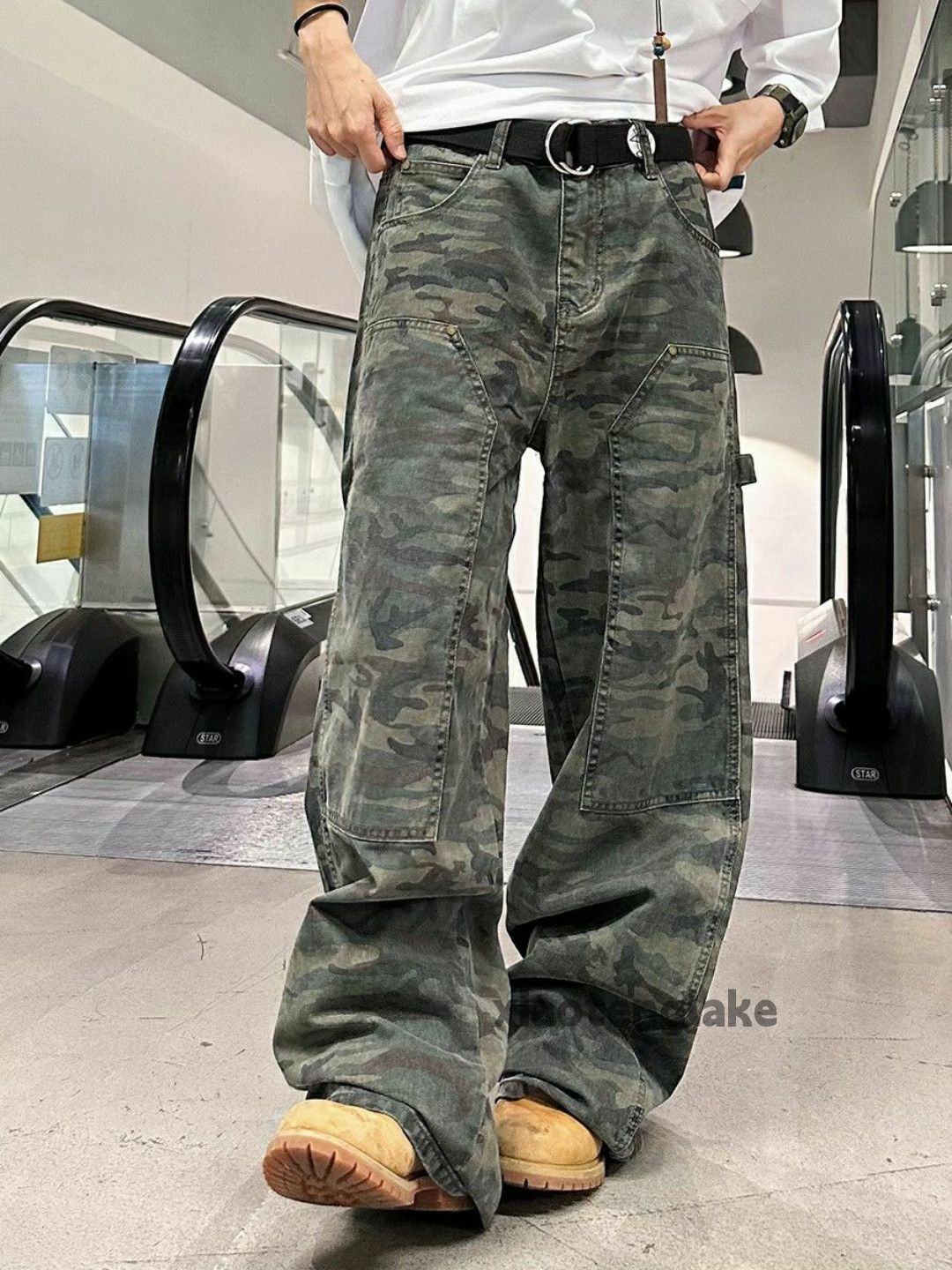 Designer × Japanese Brand × Vintage camo faded workwear hiphop skate pattern baggy pants Size US 31 - 2 Thumbnail