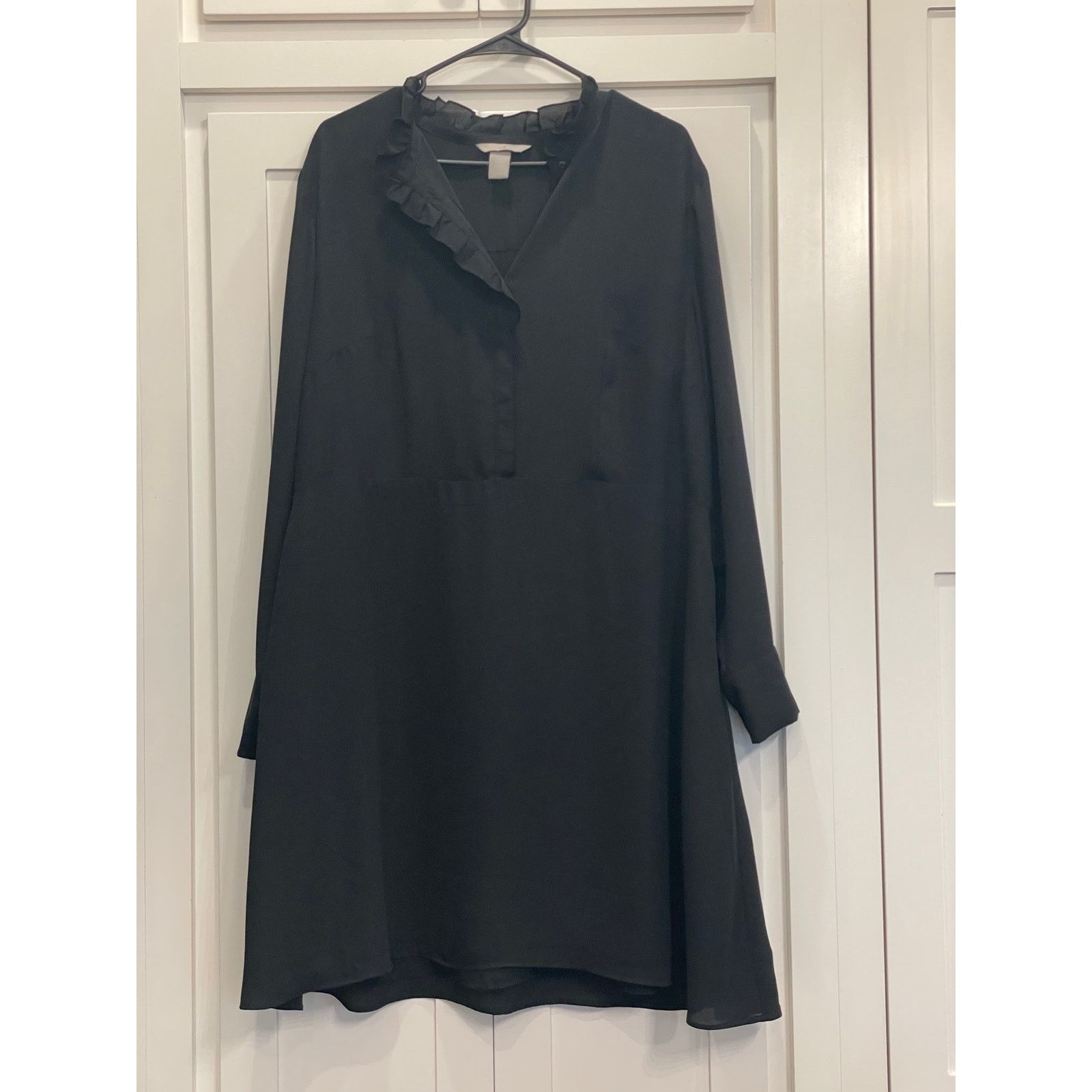H&M H&M Black silky sheer long sleeve ruffled dress XL Size XL / US 12-14 / IT 48-50 - 1 Thumbnail