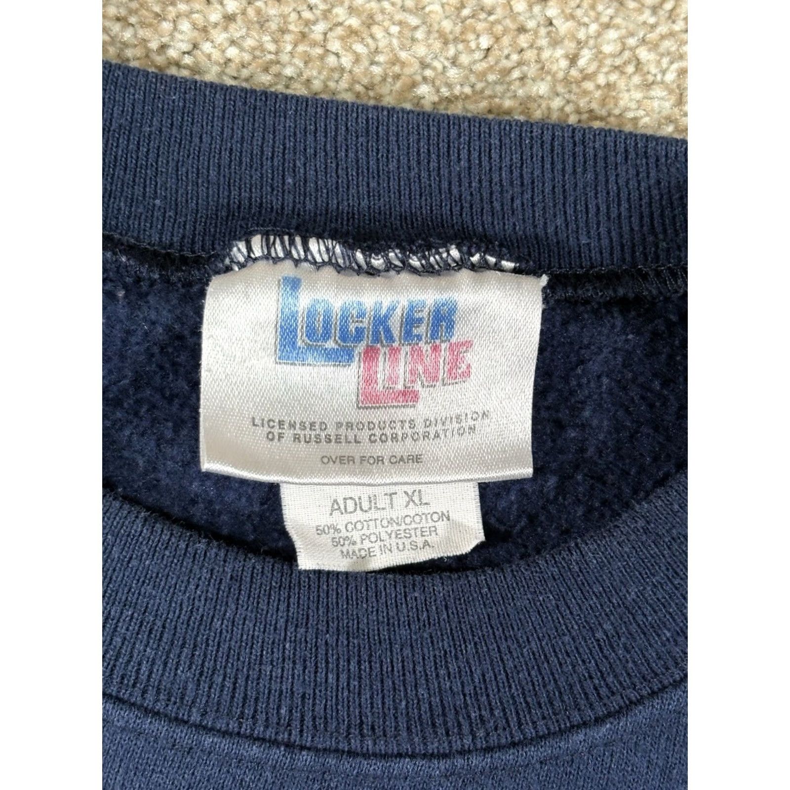 Vintage VINTAGE Kona Hawaii Sweatshirt Navy XL Crewneck Locker Line USA Made Unisex Adults 90s Logo Embroidered Classic Knit Crew Neck Pullover Size US XL / EU 56 / 4 - 3 Thumbnail