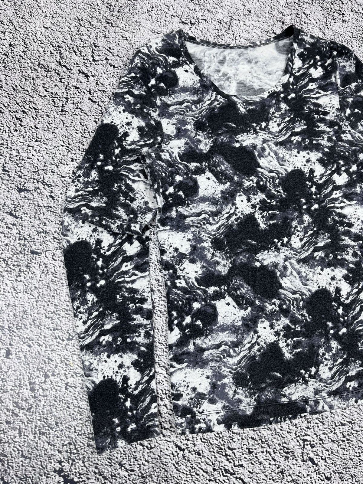 Vintage Vintage Y2K Waves Avantgarde Abstract LongSleeve Top Size L / US 10 / IT 46 - 2 Thumbnail