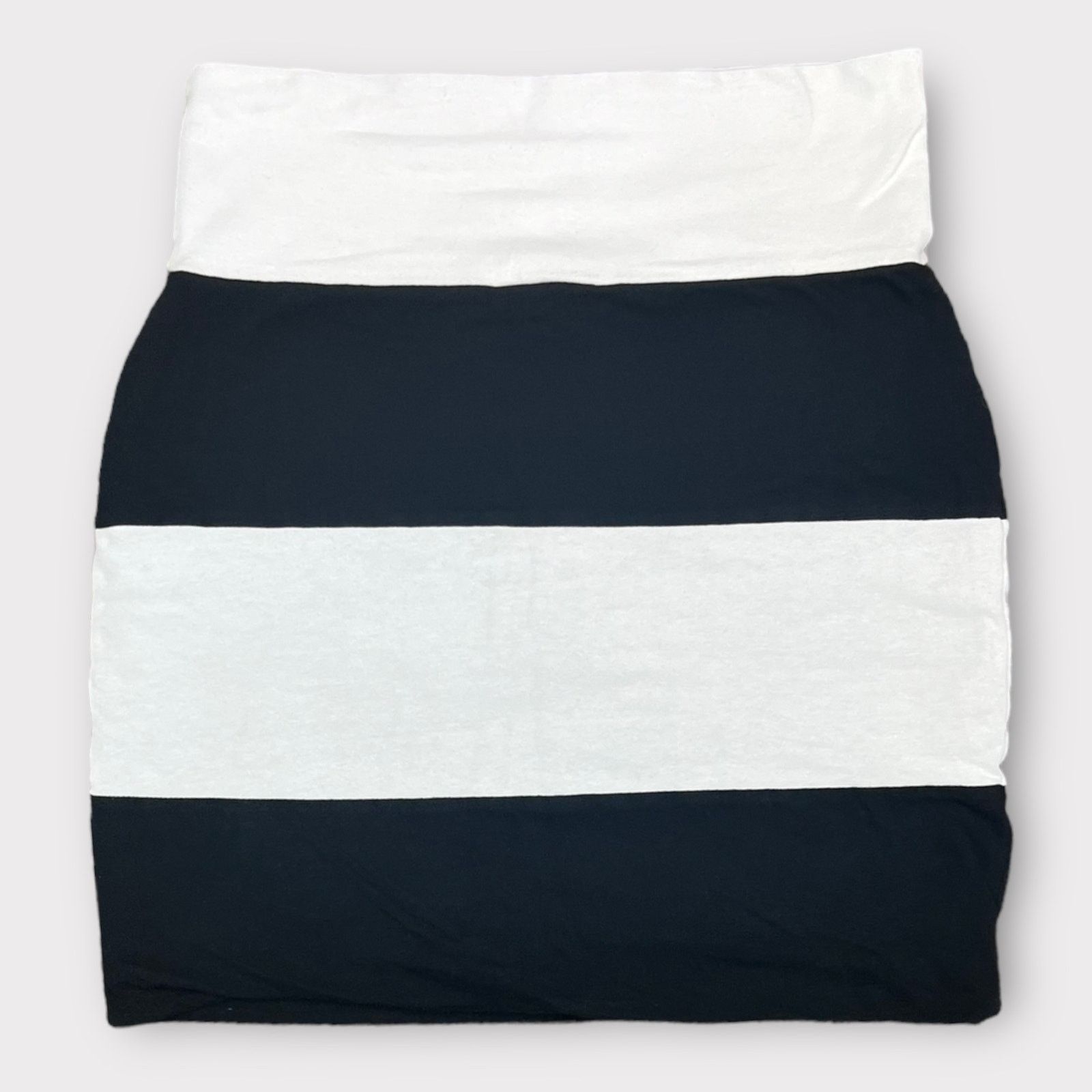 Vintage Lily White Black and White Wide Striped Mini Body-con Skirt Size 28" / US 6 / IT 42 - 6 Thumbnail