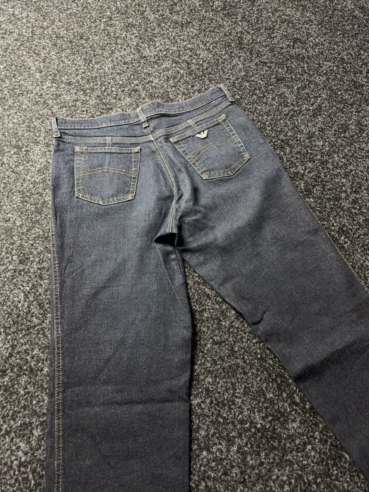 Giorgio Armani 00s Luxury Retro Armani Jeans J05 Dark Indigo Denim Jeans Size US 30 / EU 46 - 13 Thumbnail