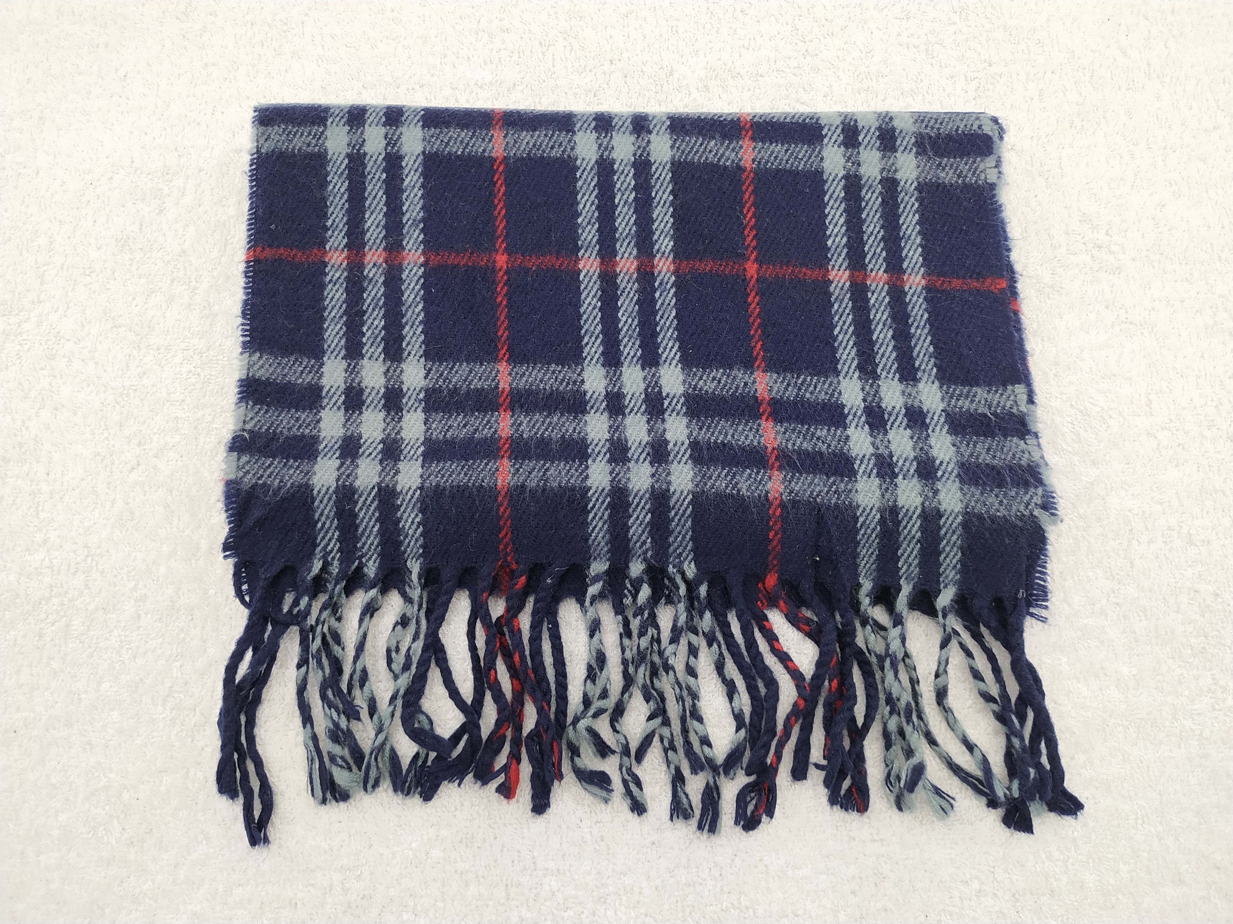 Burberry Vintage Burberry Scarf/Muffler/Neckwear MF208 Size ONE SIZE - 2 Thumbnail