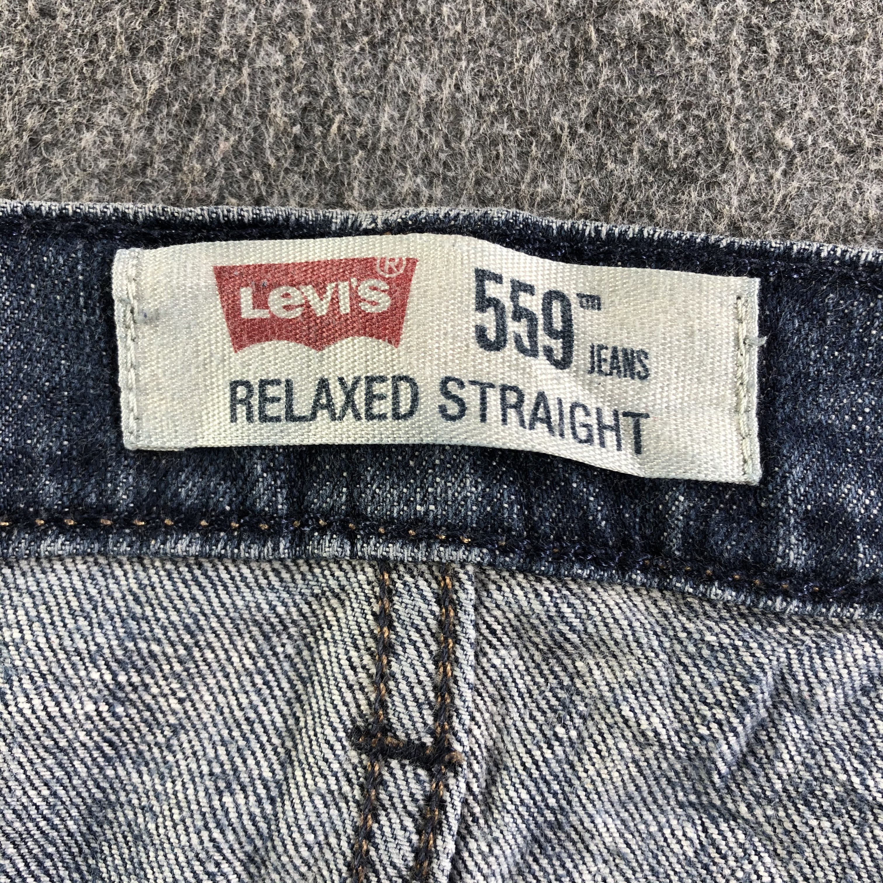 Levi's Vintage Blue Wash Levis 559 Jeans-J3238 Size US 35 - 12 Thumbnail