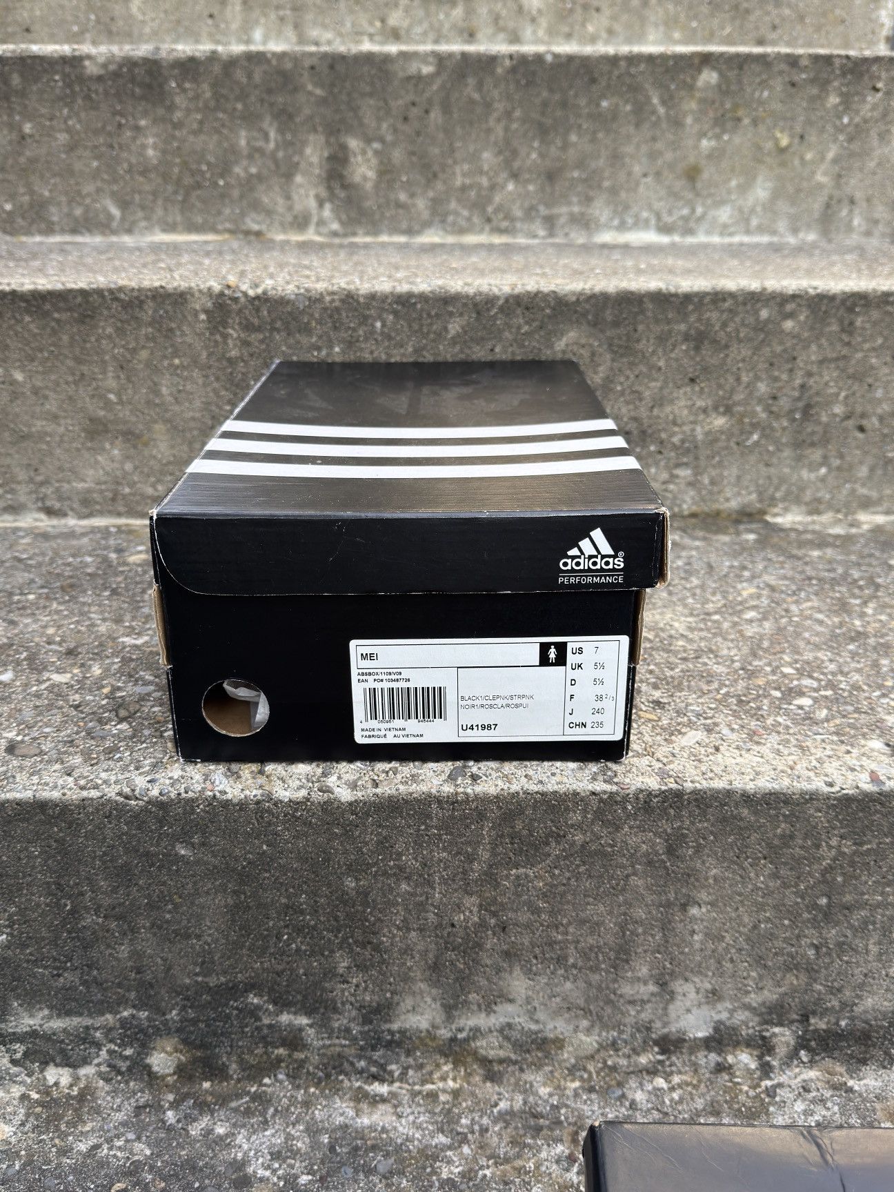 Adidas Adidas Mei Size US 7 / IT 37 - 9 Thumbnail