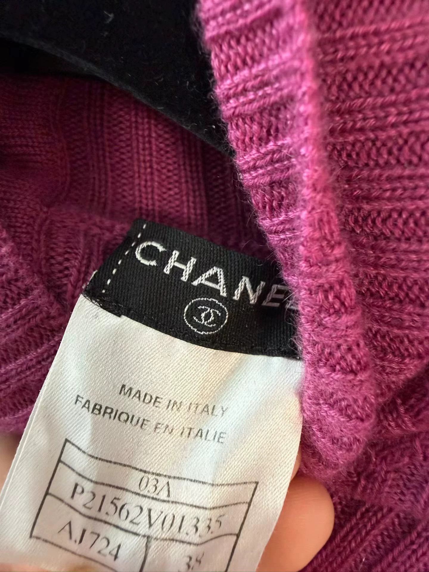 Chanel Chanel 100% Cashmere Sweater Size 38 Size S / US 4 / IT 40 - 8 Thumbnail