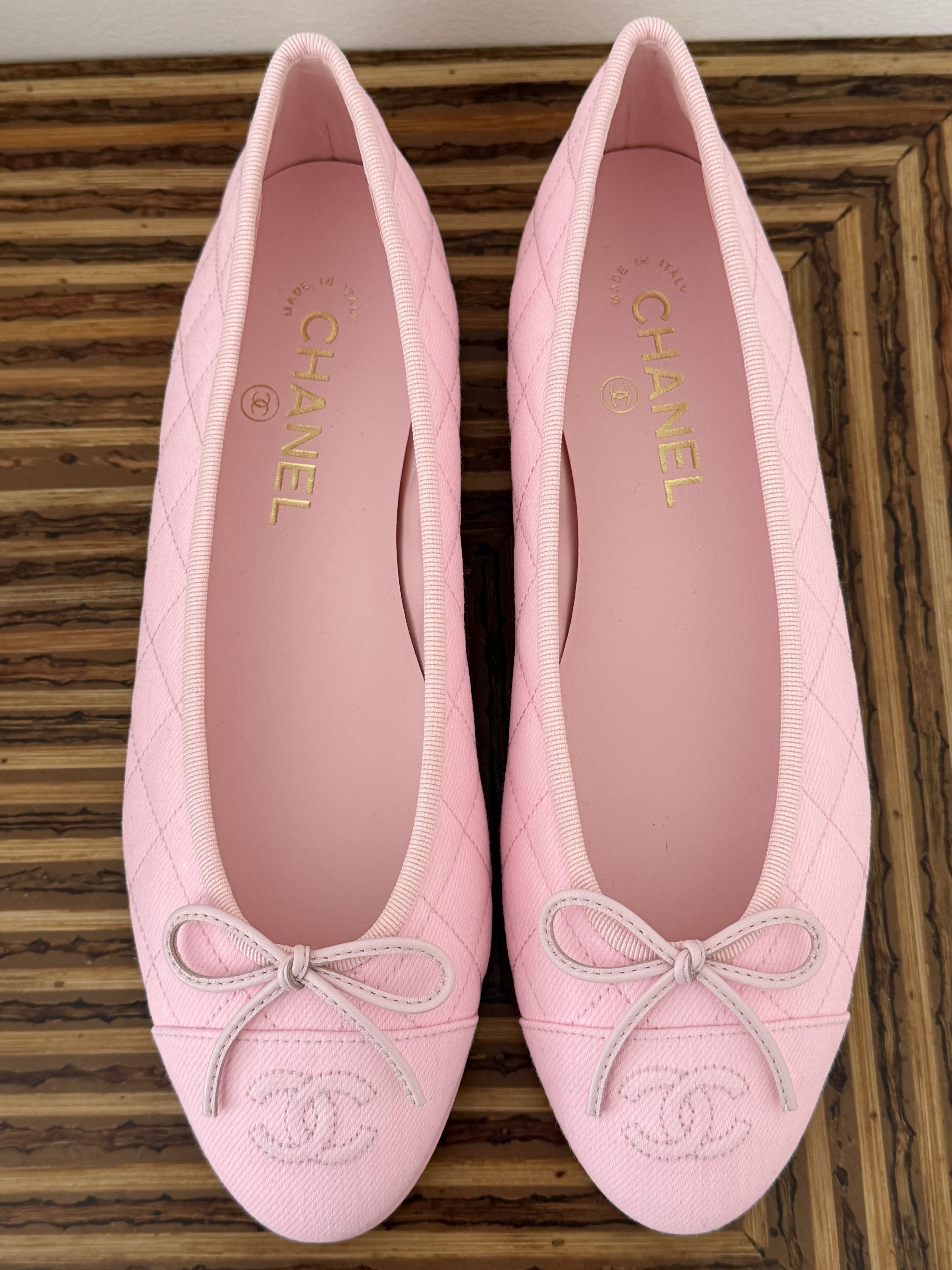 Chanel 26P Denim Quilted CC Logo Bow Tie Ballet Ballerina Flat 37 Size US 7 / IT 37 - 3 Thumbnail