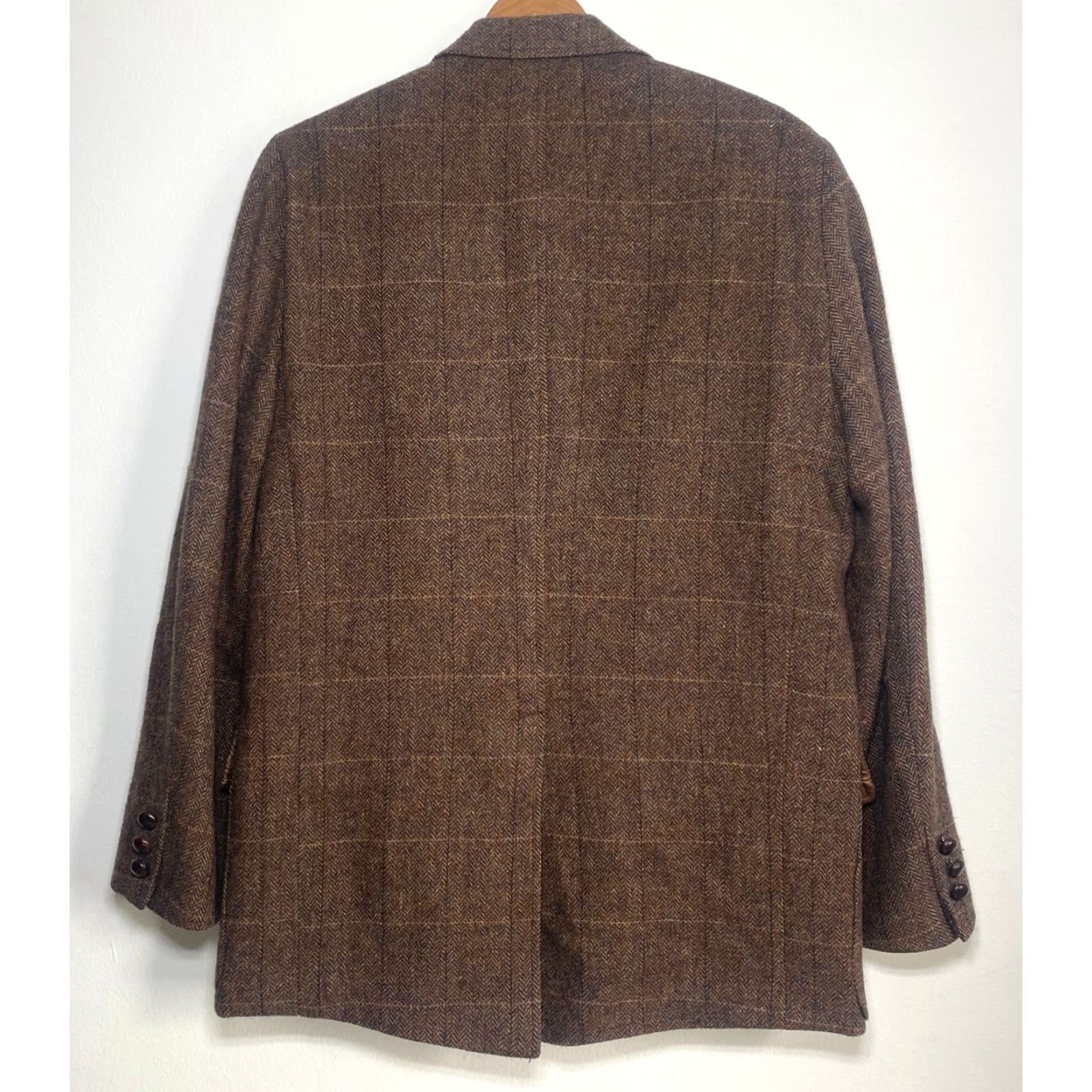 Brooks Brothers Brooks Brothers Blazer Jacket Wool Windowpane Brown 45R Mens Tweed Made in Italy Regular Fit Jacket Capable of Dry Clean Only color: Brown Size 48R - 3 Thumbnail
