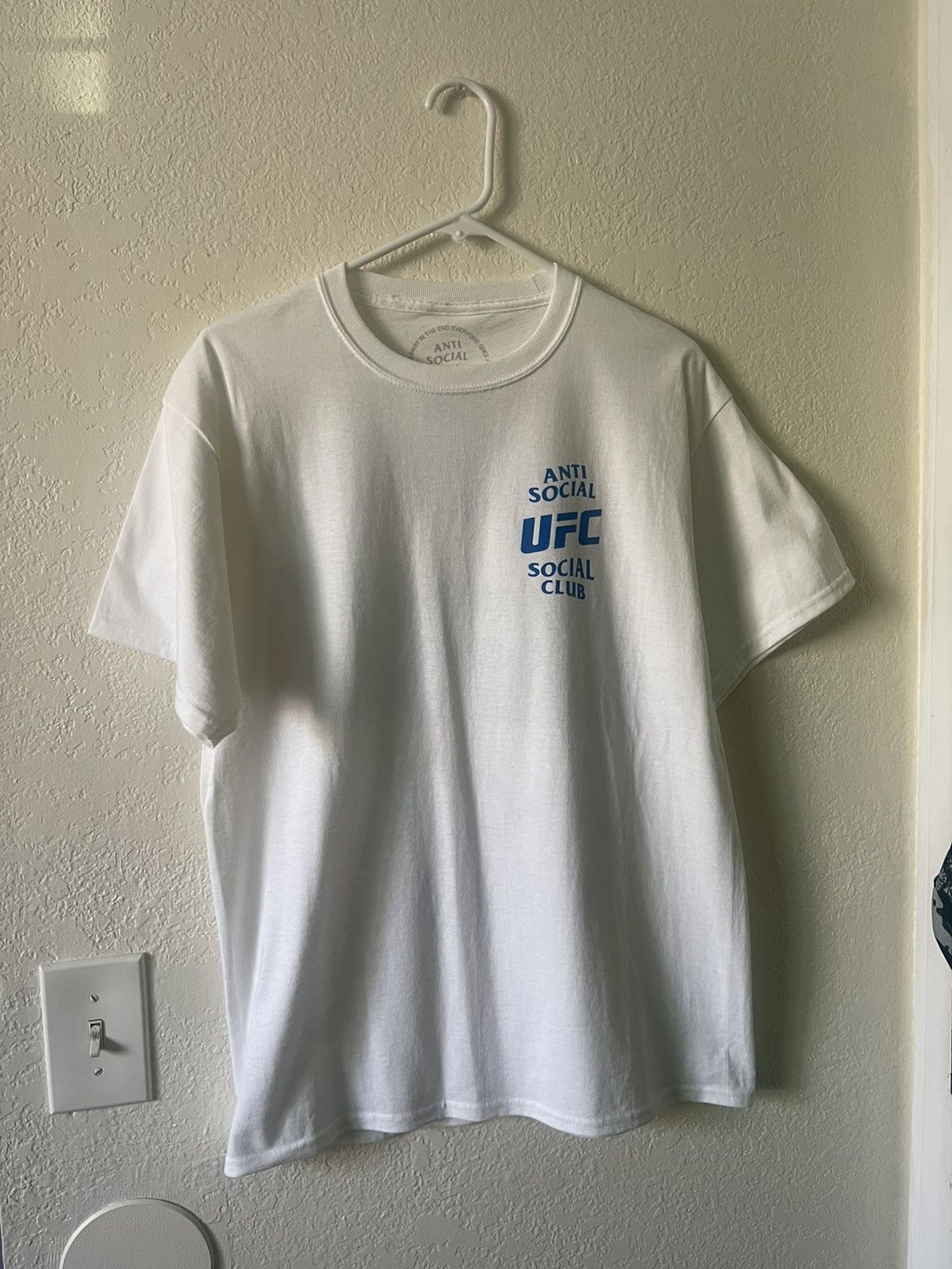 Anti Social Social Club Anti Social Social Club UFC T-Shirt White Size US M / EU 48-50 / 2 - 1 Thumbnail