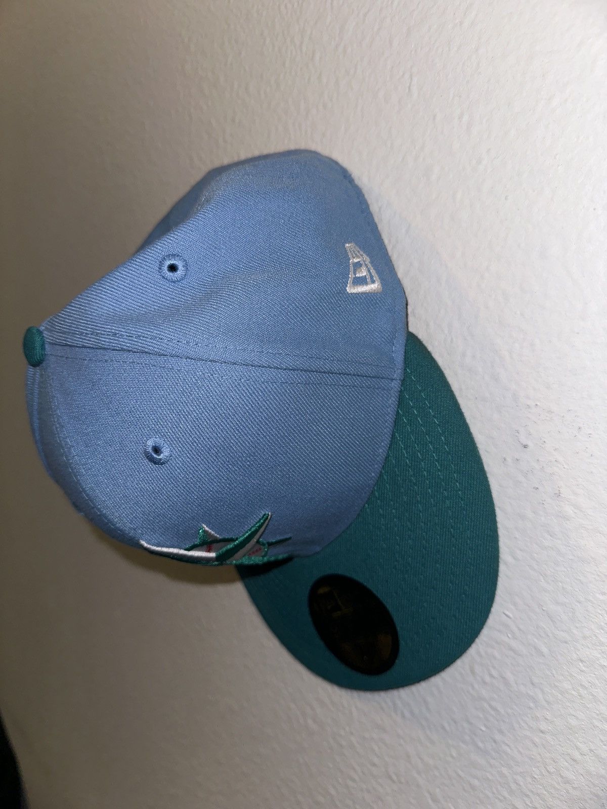 New Era 71/8 New Era Seattle Mariners Fitted Hat Size ONE SIZE - 3 Thumbnail